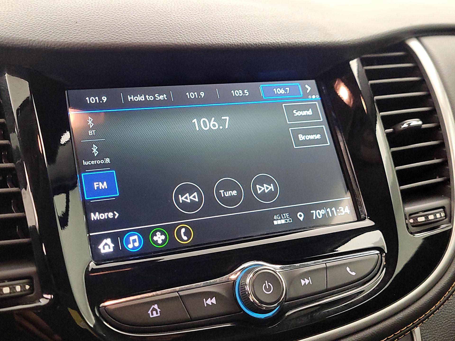 Thumbnail: 2019 Chevrolet Trax - 15