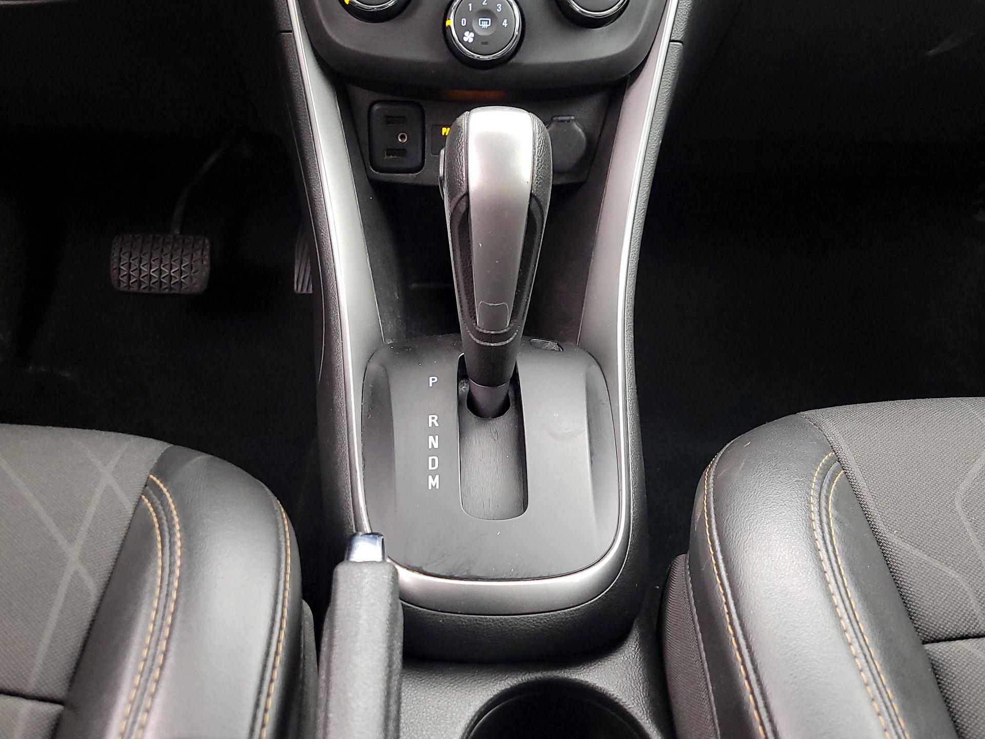 Thumbnail: 2019 Chevrolet Trax - 17