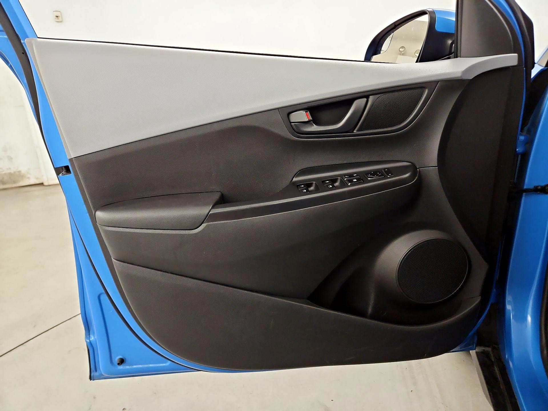 Thumbnail: 2020 Hyundai Kona - 12