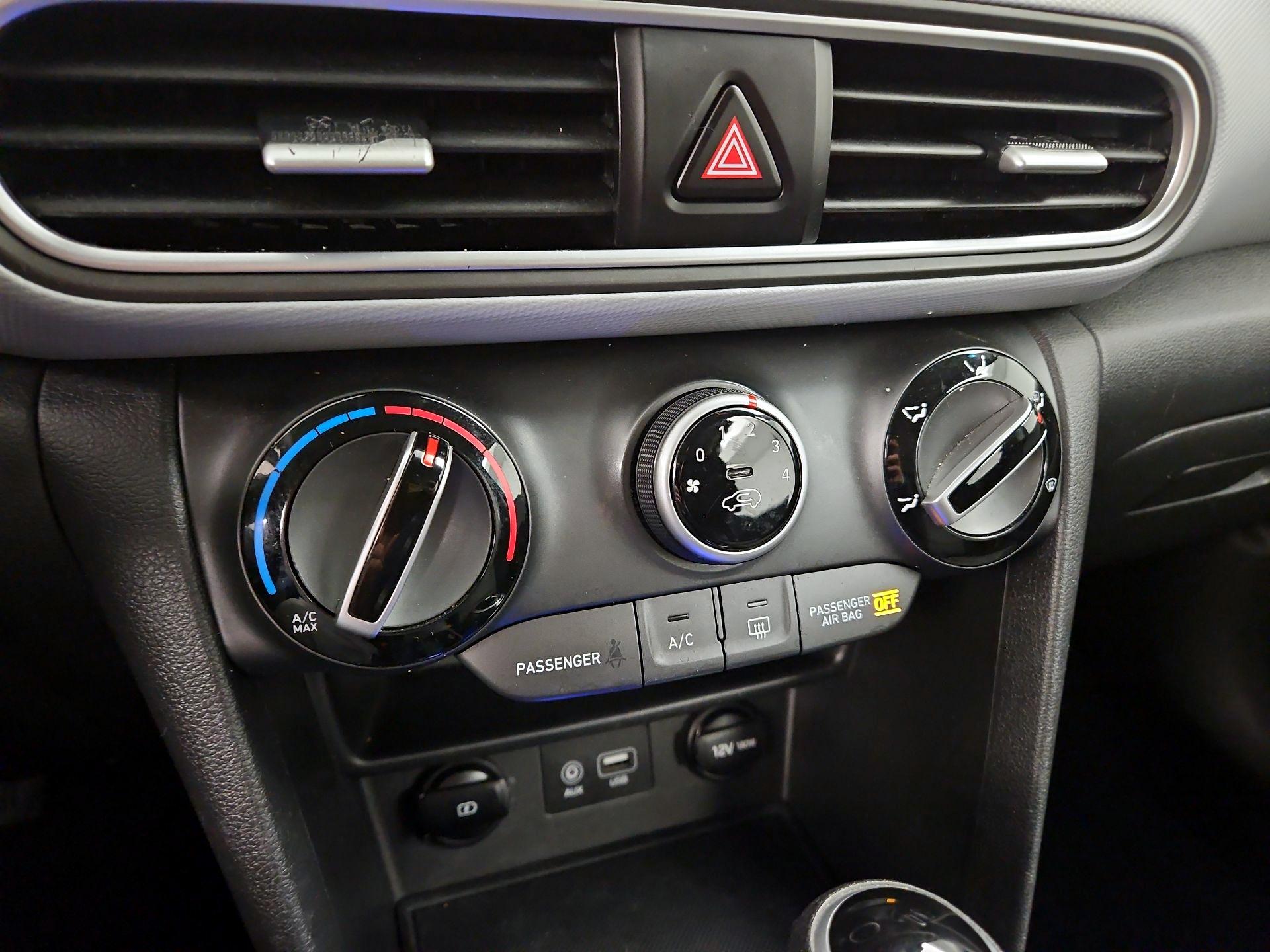 Thumbnail: 2020 Hyundai Kona - 16