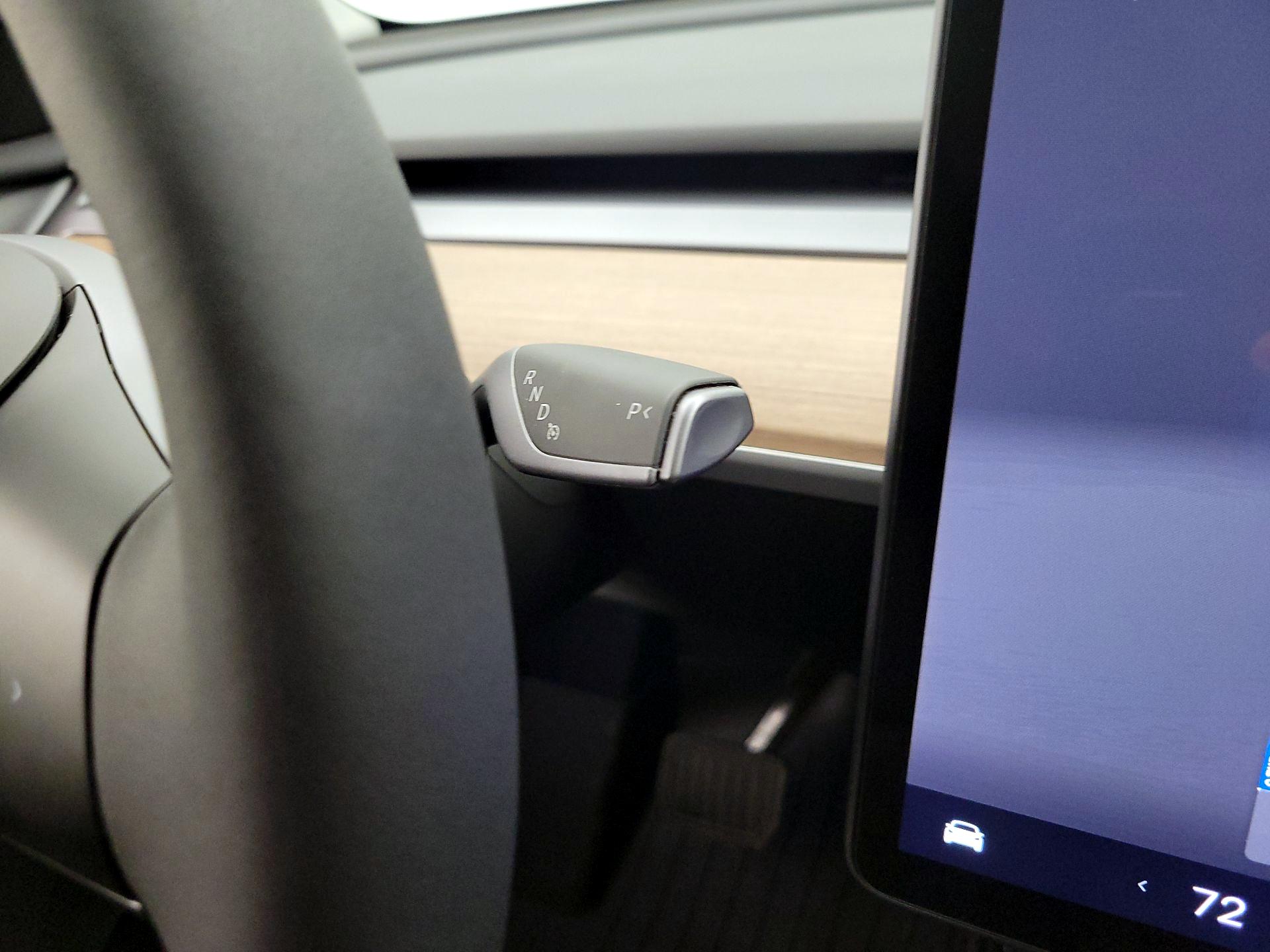 Thumbnail: 2024 Tesla Model Y - 17