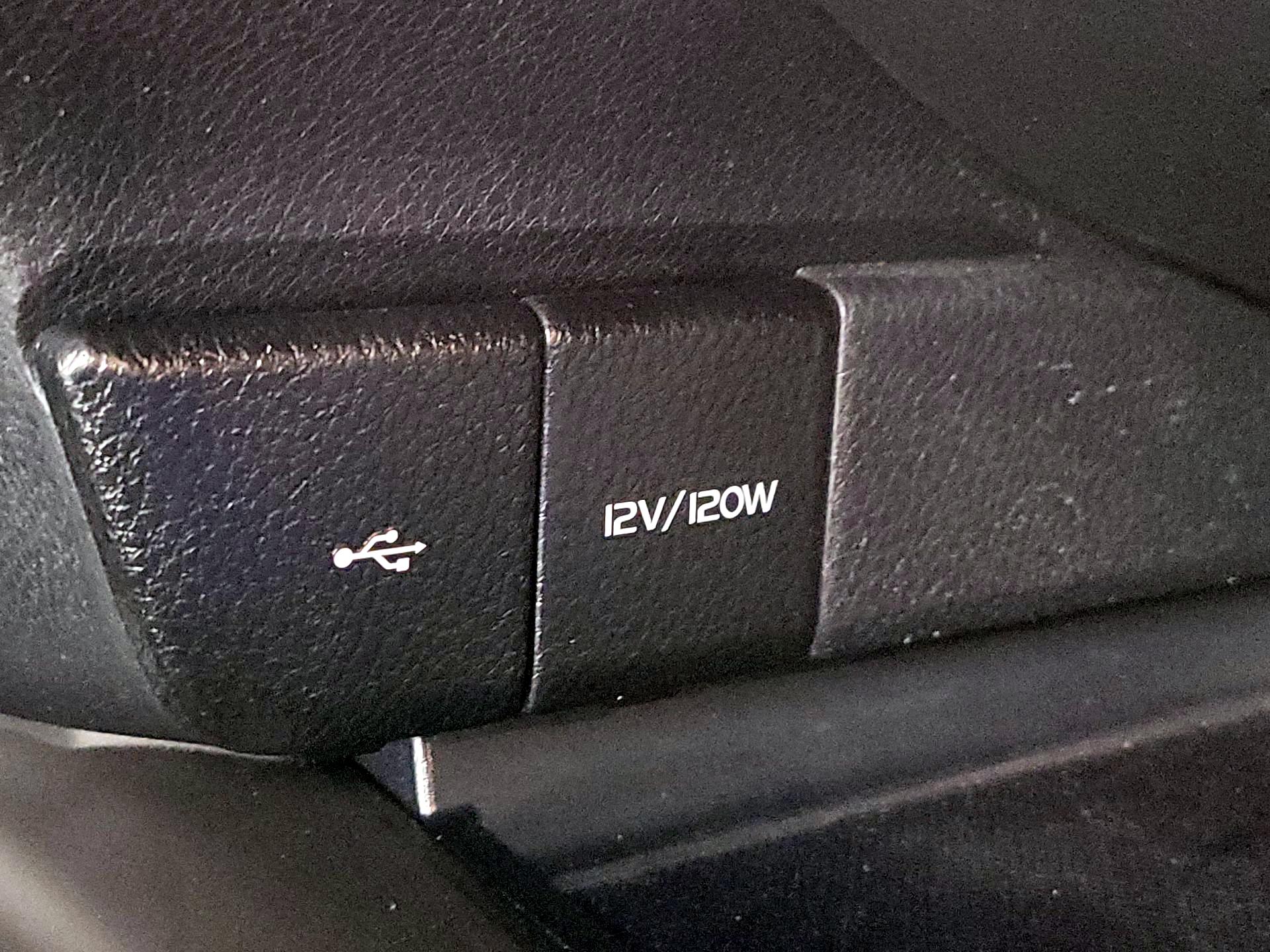 Thumbnail: 2023 Toyota Camry - 18