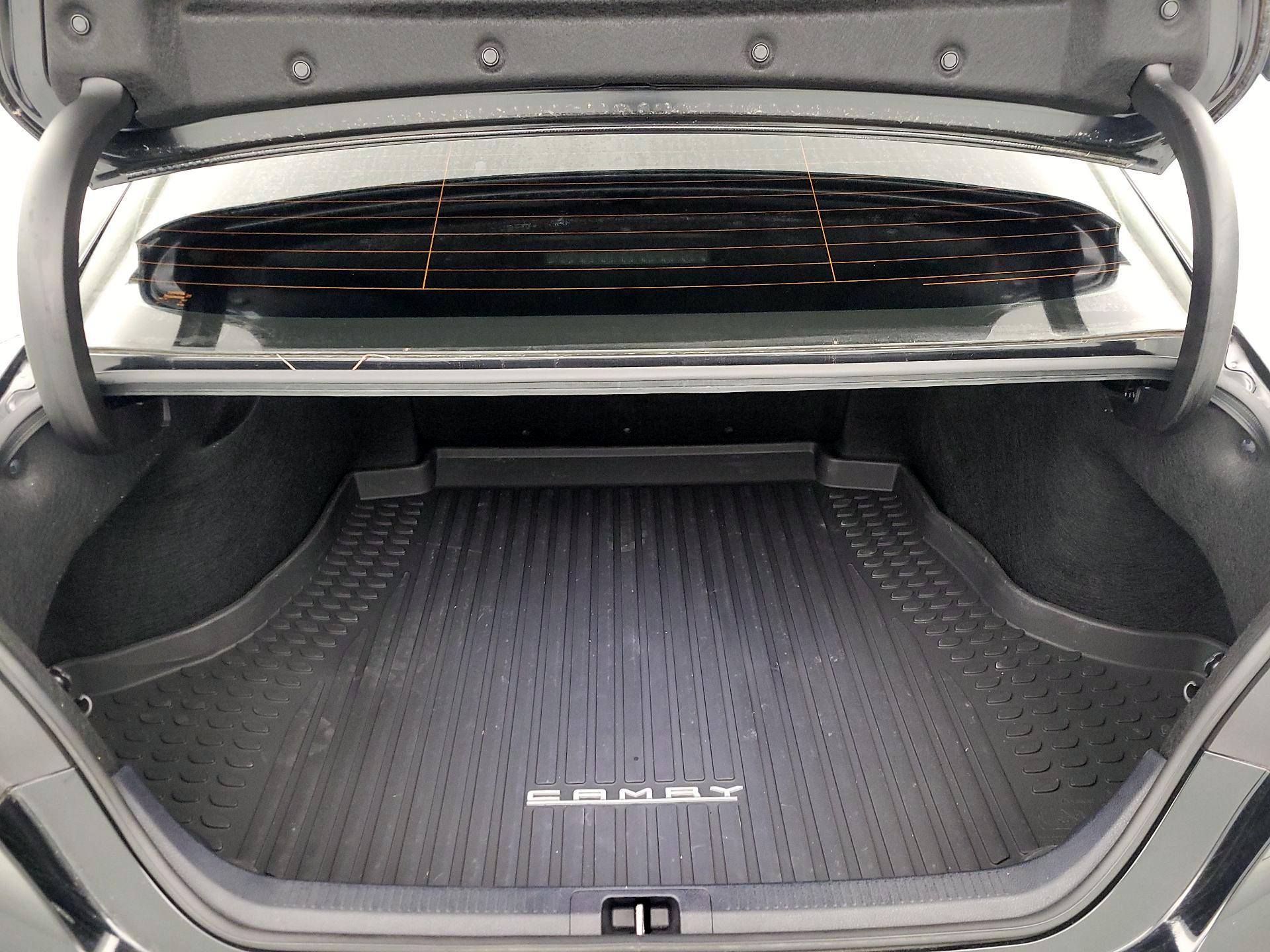 Thumbnail: 2023 Toyota Camry - 20