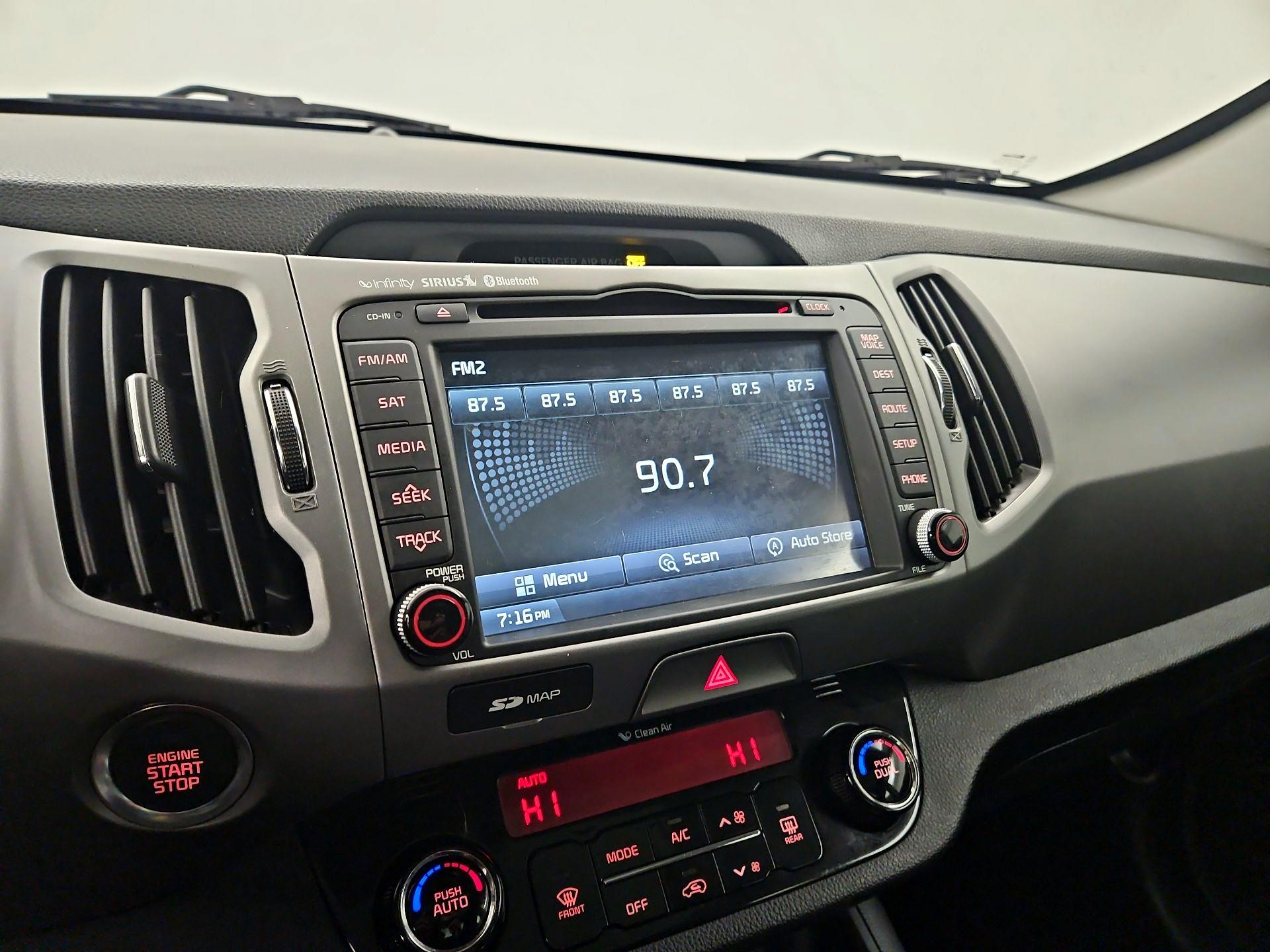 Thumbnail: 2014 Kia Sportage - 15