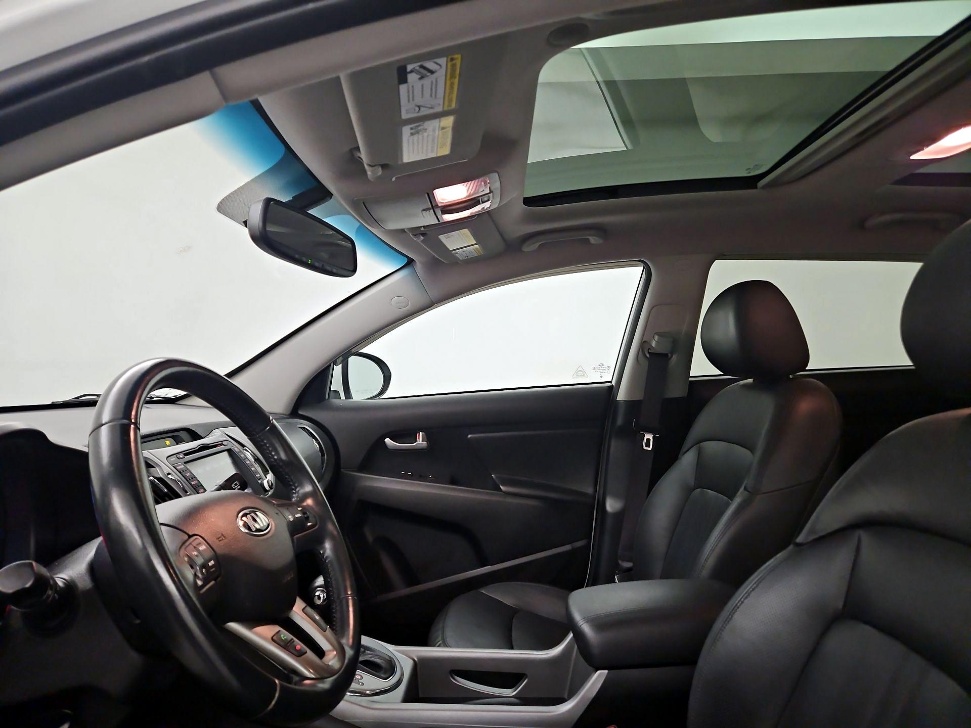 Thumbnail: 2014 Kia Sportage - 19