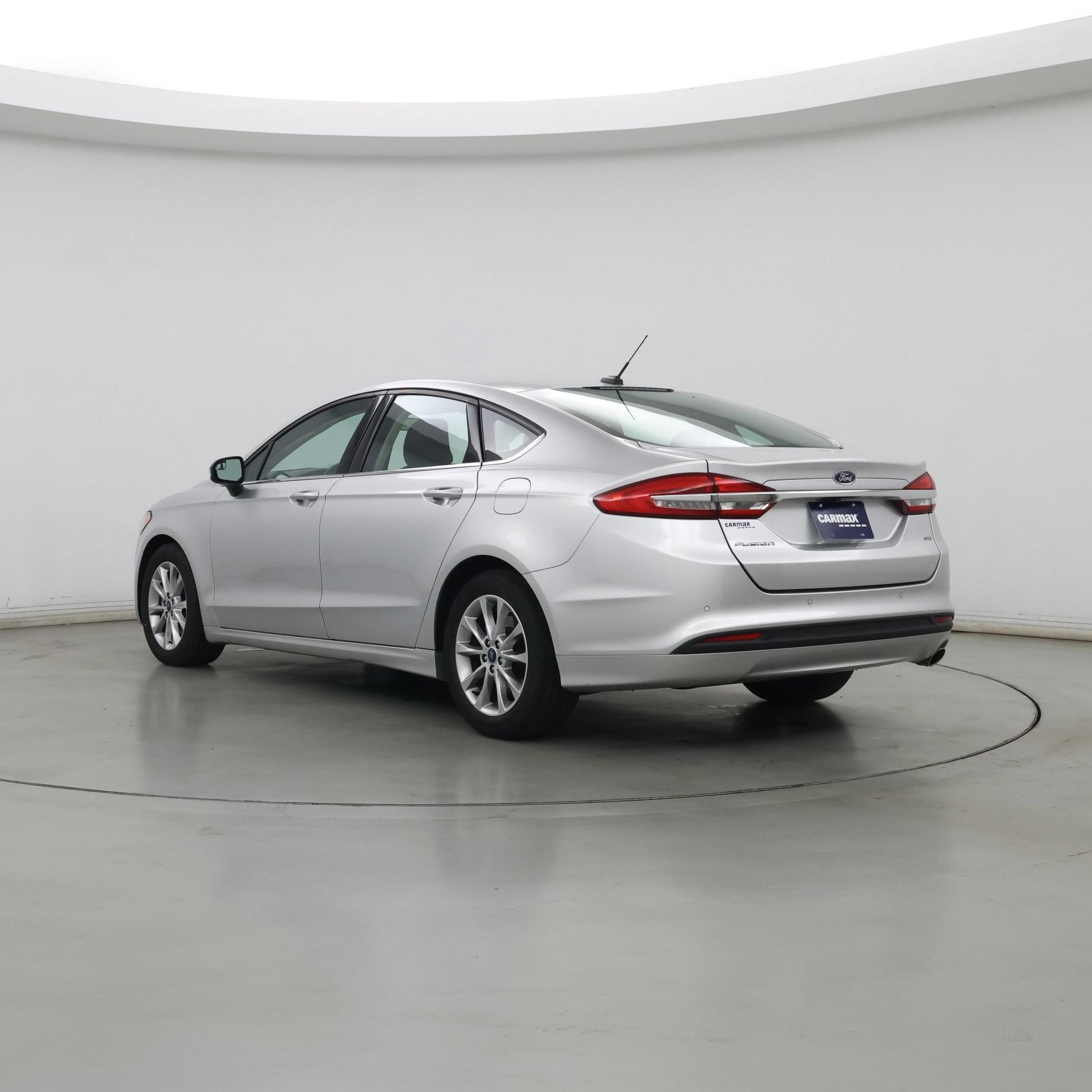 Thumbnail: 2017 Ford Fusion - 2