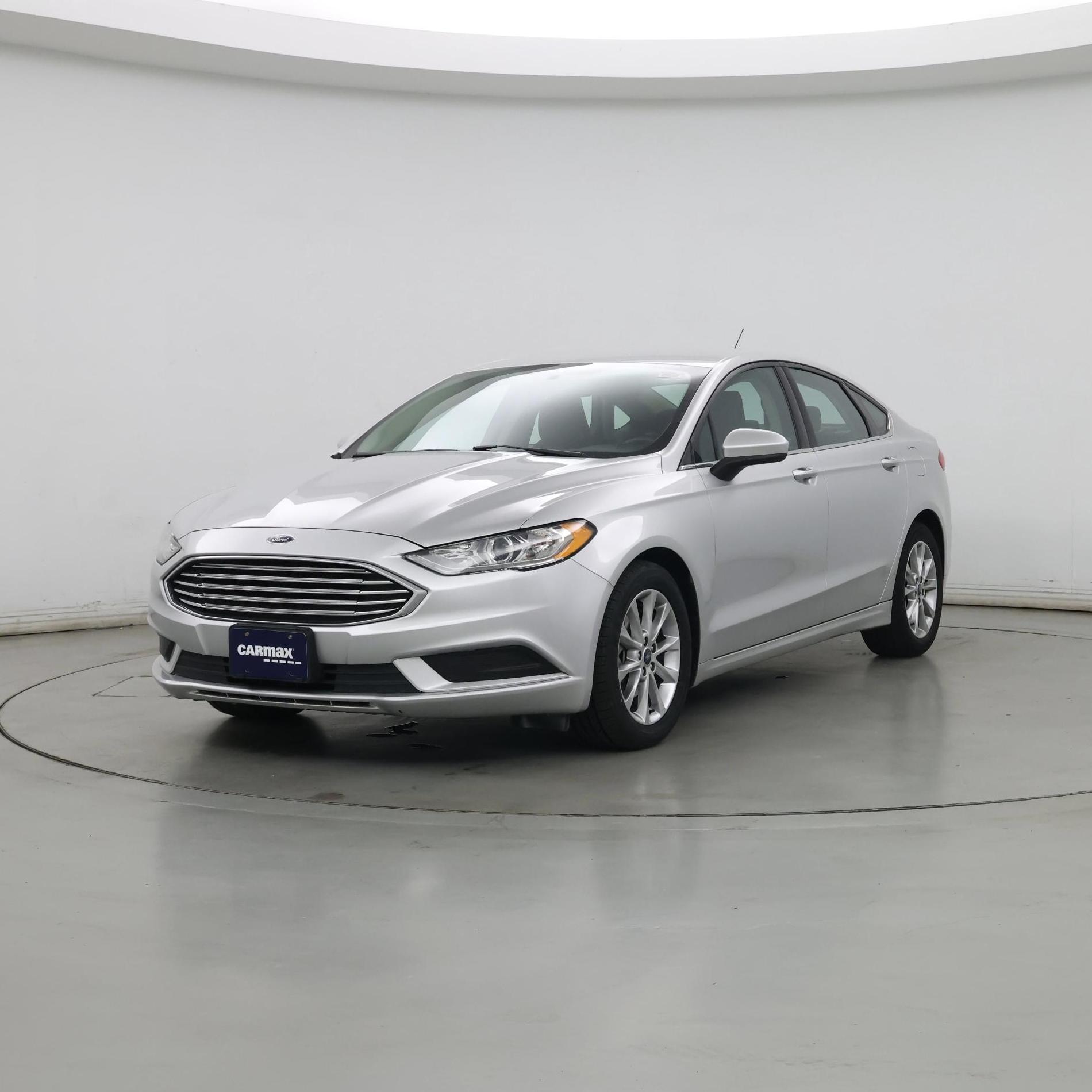 Thumbnail: 2017 Ford Fusion - 4