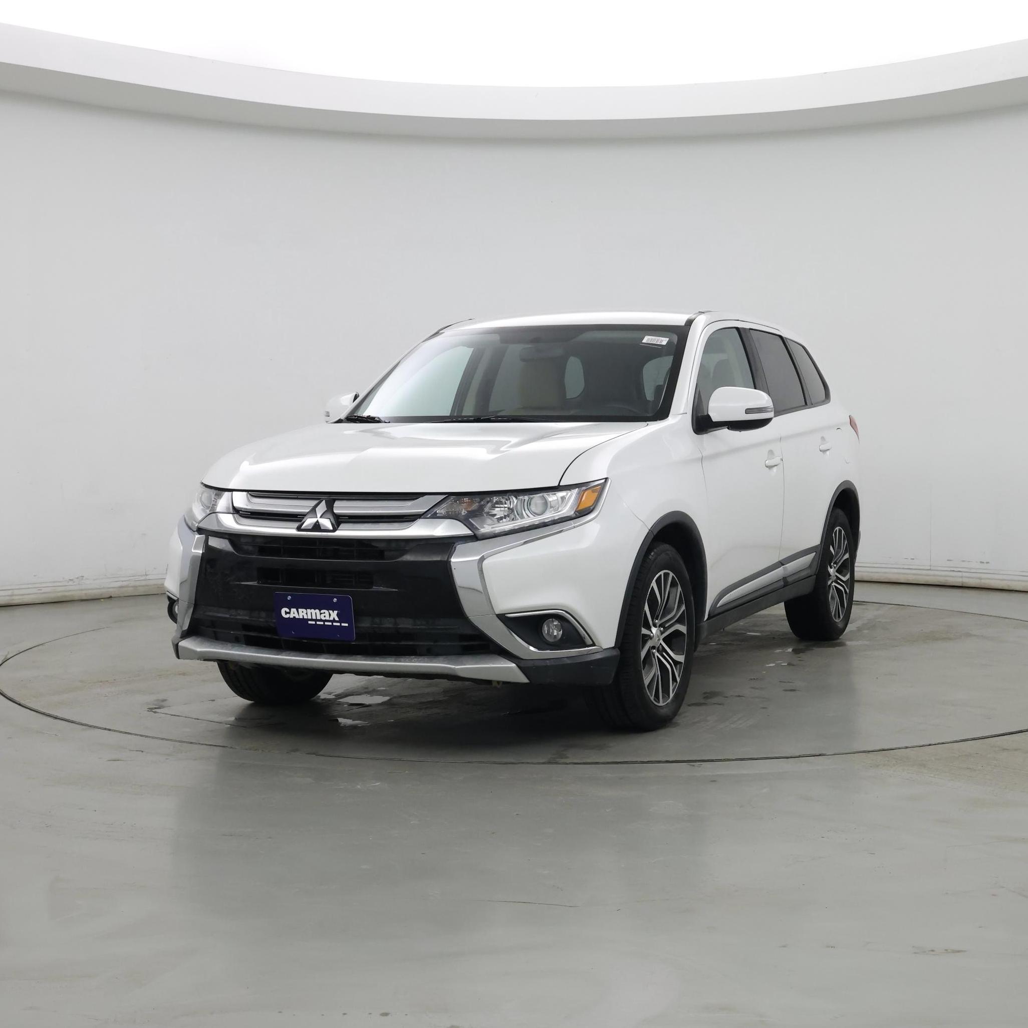 Thumbnail: 2018 Mitsubishi Outlander - 4