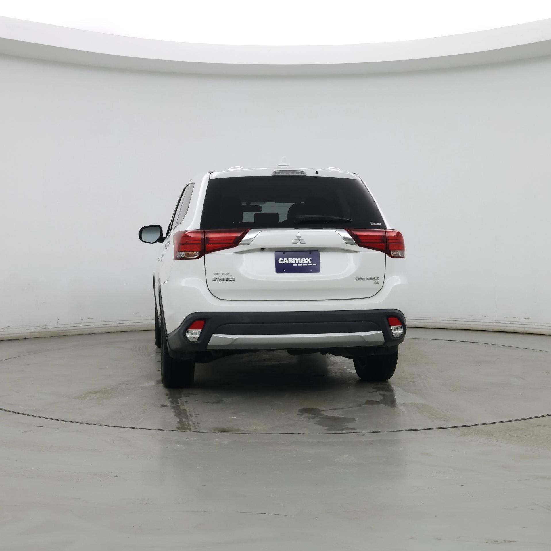 Thumbnail: 2018 Mitsubishi Outlander - 6