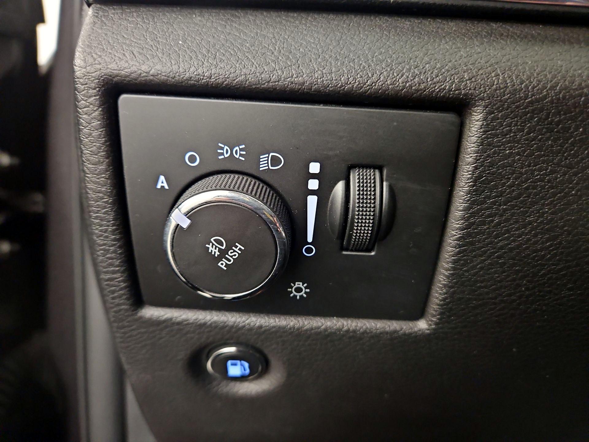 Thumbnail: 2018 Jeep Grand Cherokee - 13