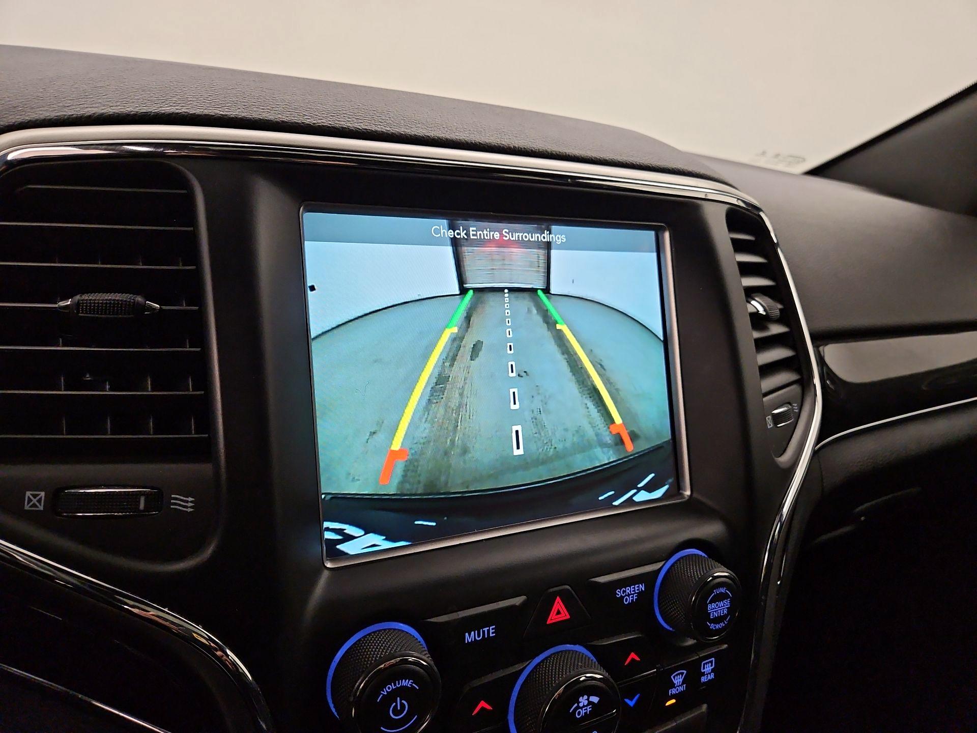 Thumbnail: 2018 Jeep Grand Cherokee - 15