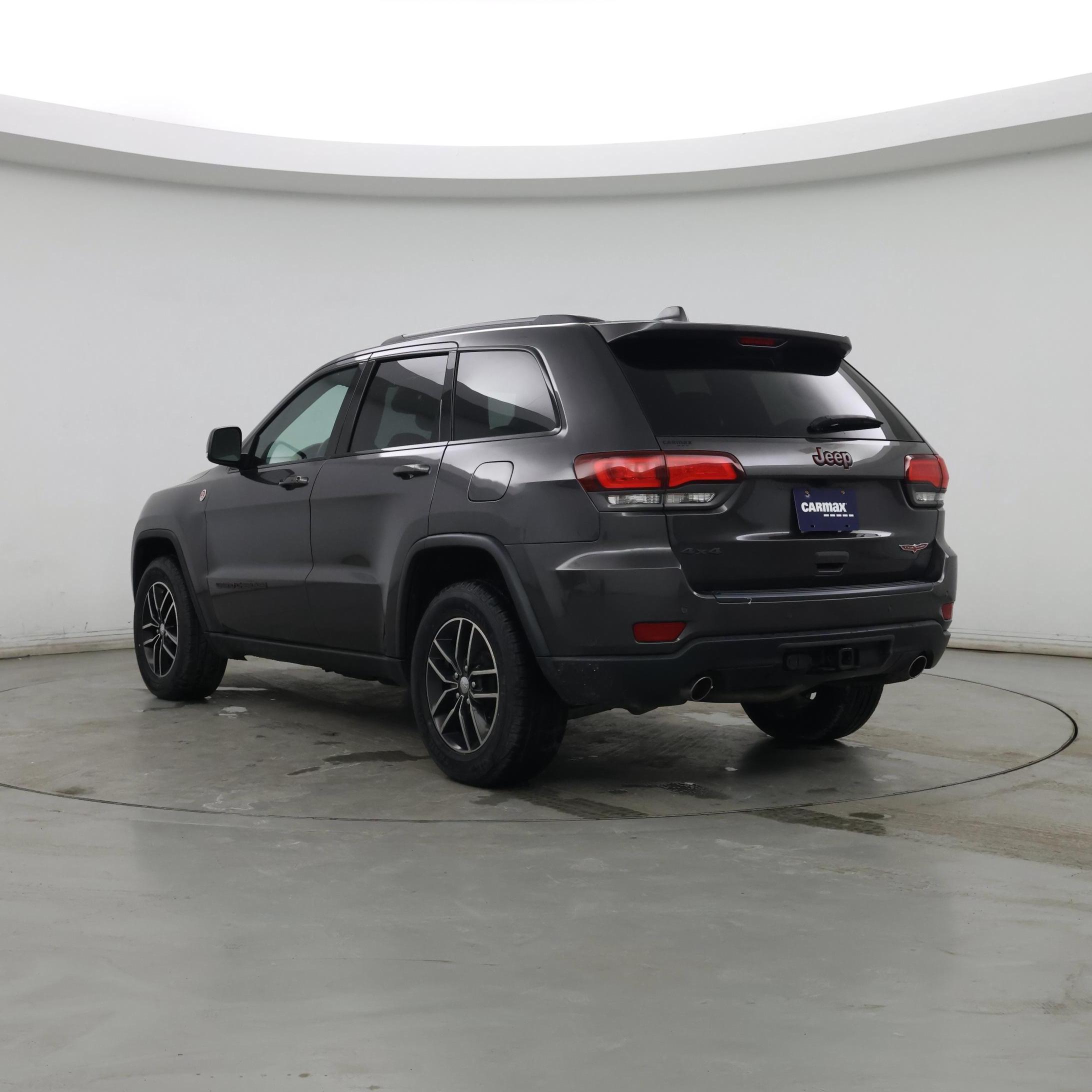 Thumbnail: 2018 Jeep Grand Cherokee - 2