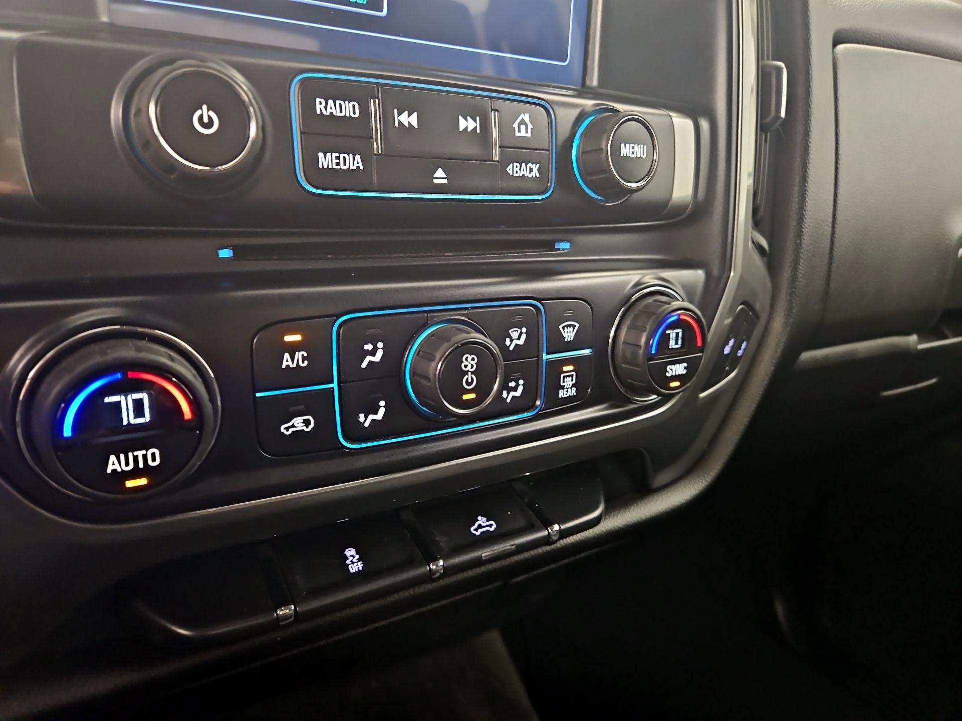 Thumbnail: 2016 Chevrolet Silverado 1500 - 16