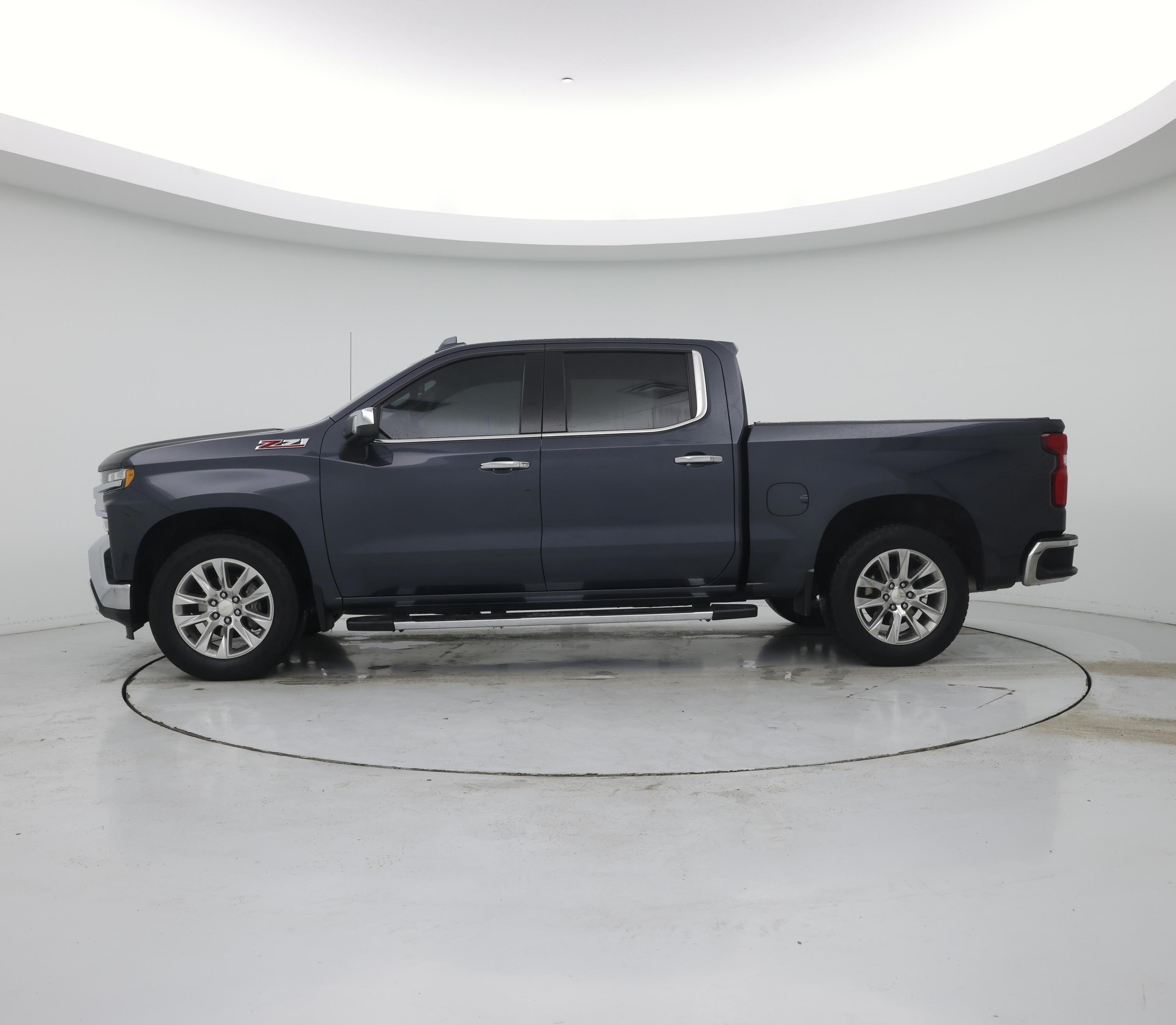 Thumbnail: 2022 Chevrolet Silverado 1500 - 3