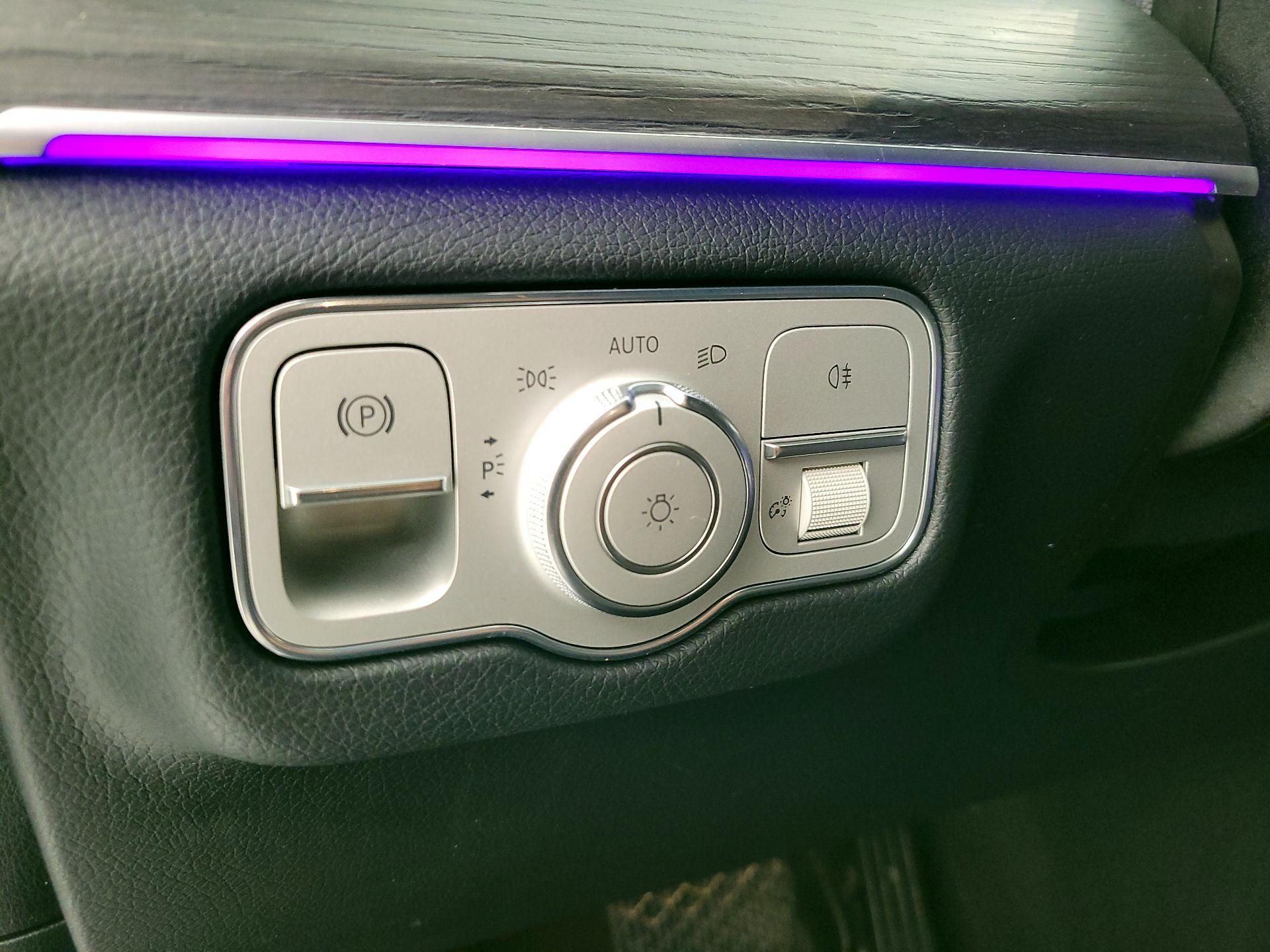 Thumbnail: 2021 Mercedes-Benz GLE - 13