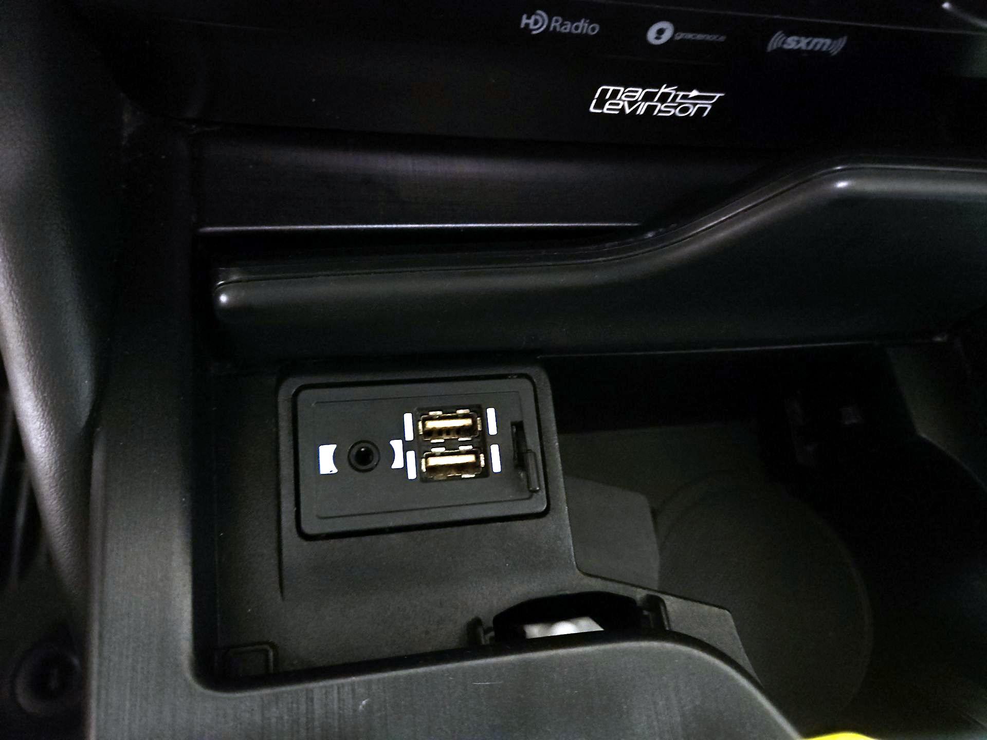 Thumbnail: 2019 Lexus ES - 18