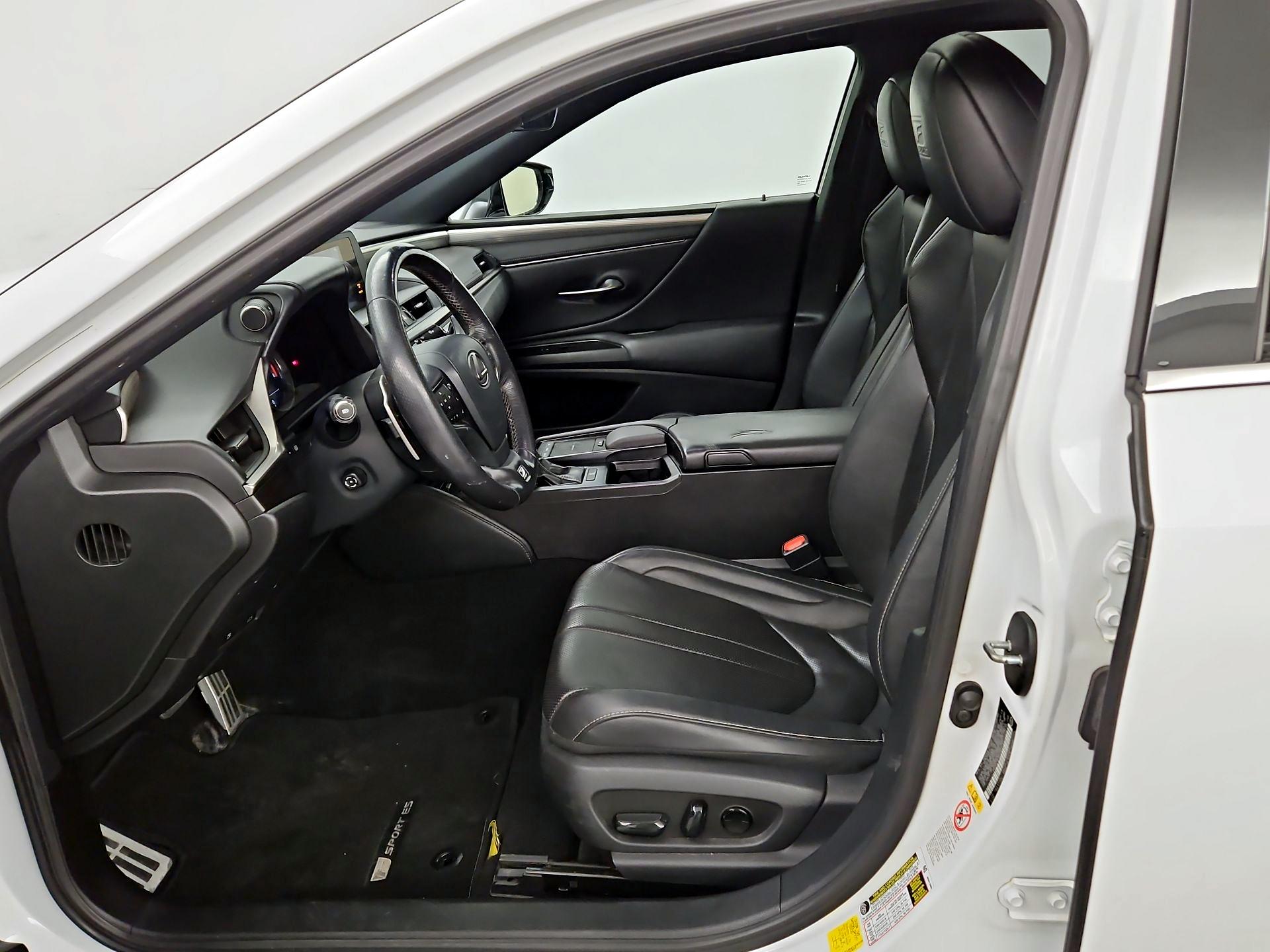 Thumbnail: 2019 Lexus ES - 11