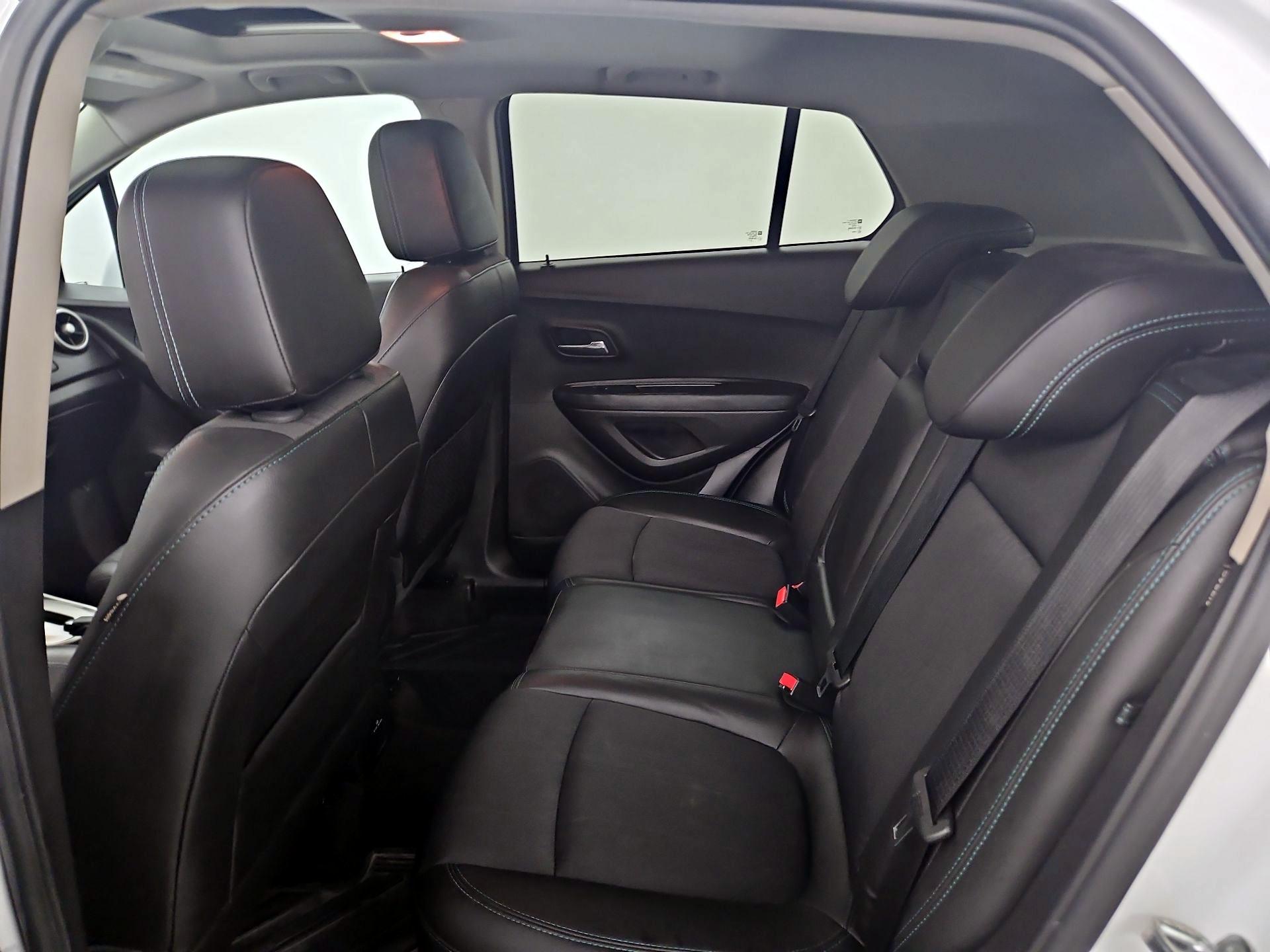 Thumbnail: 2016 Chevrolet Trax - 19