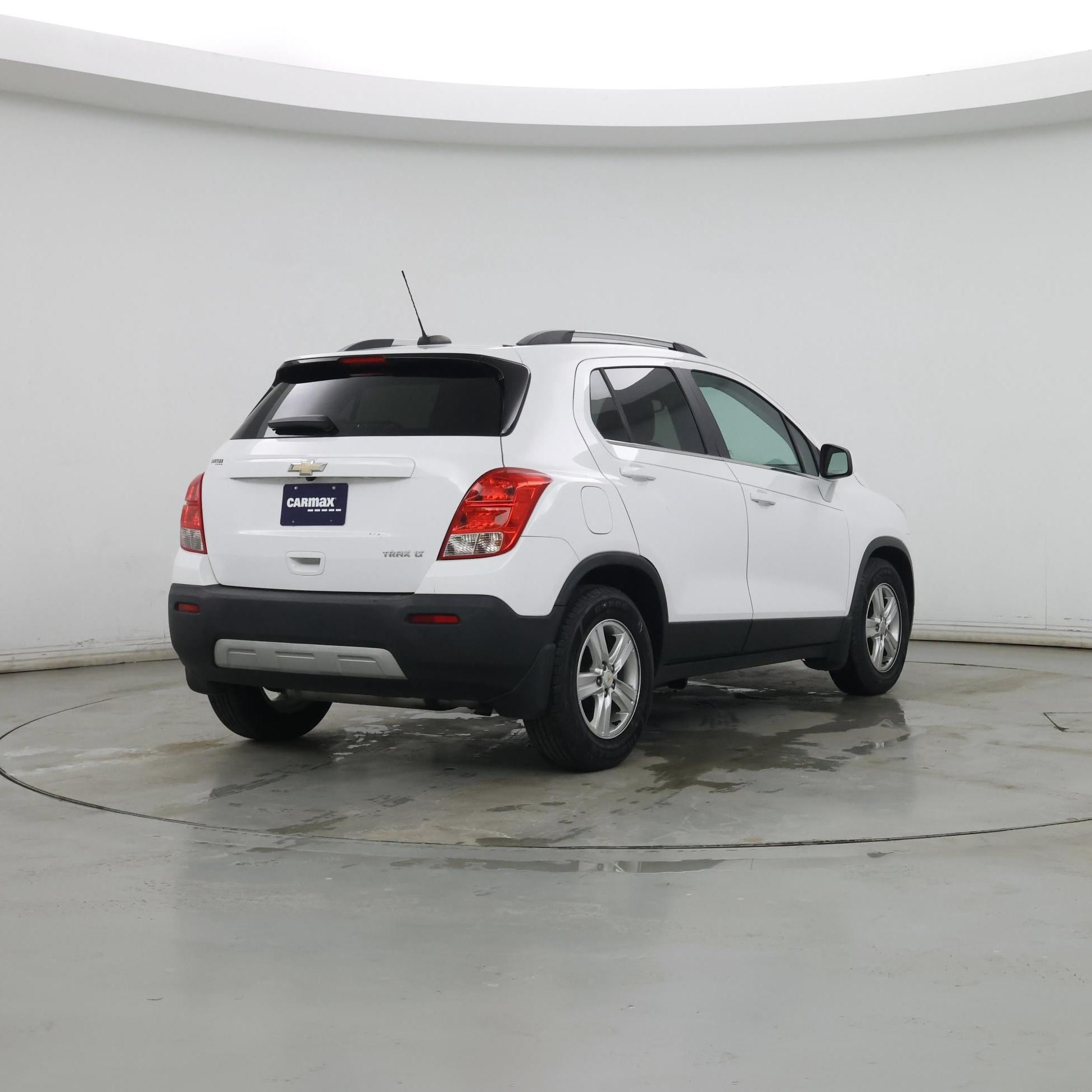 Thumbnail: 2016 Chevrolet Trax - 8