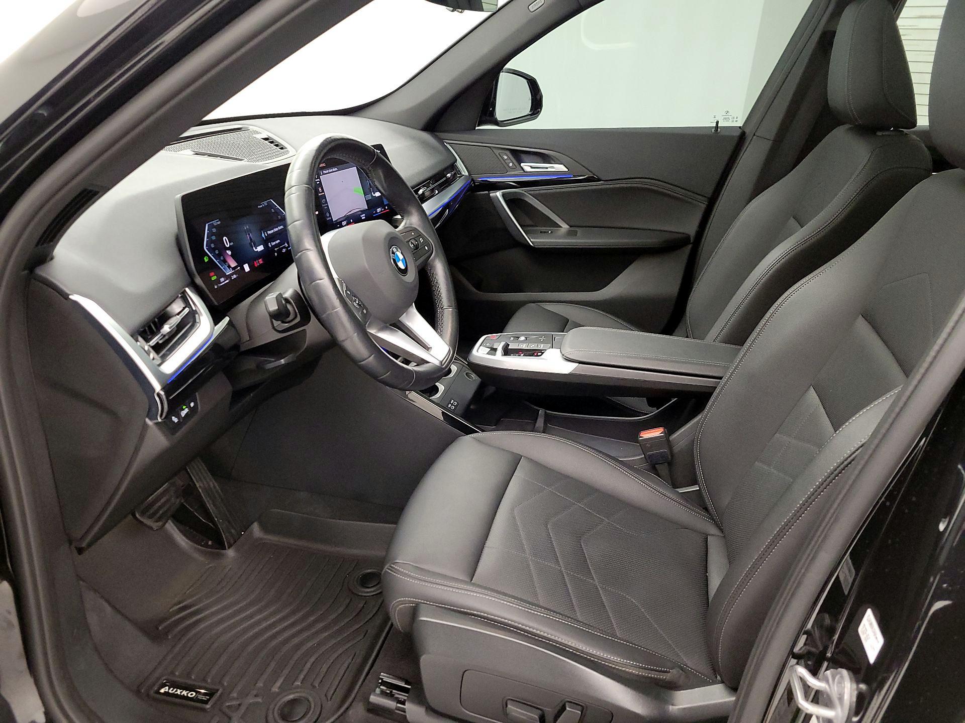 Thumbnail: 2023 BMW X1 - 11