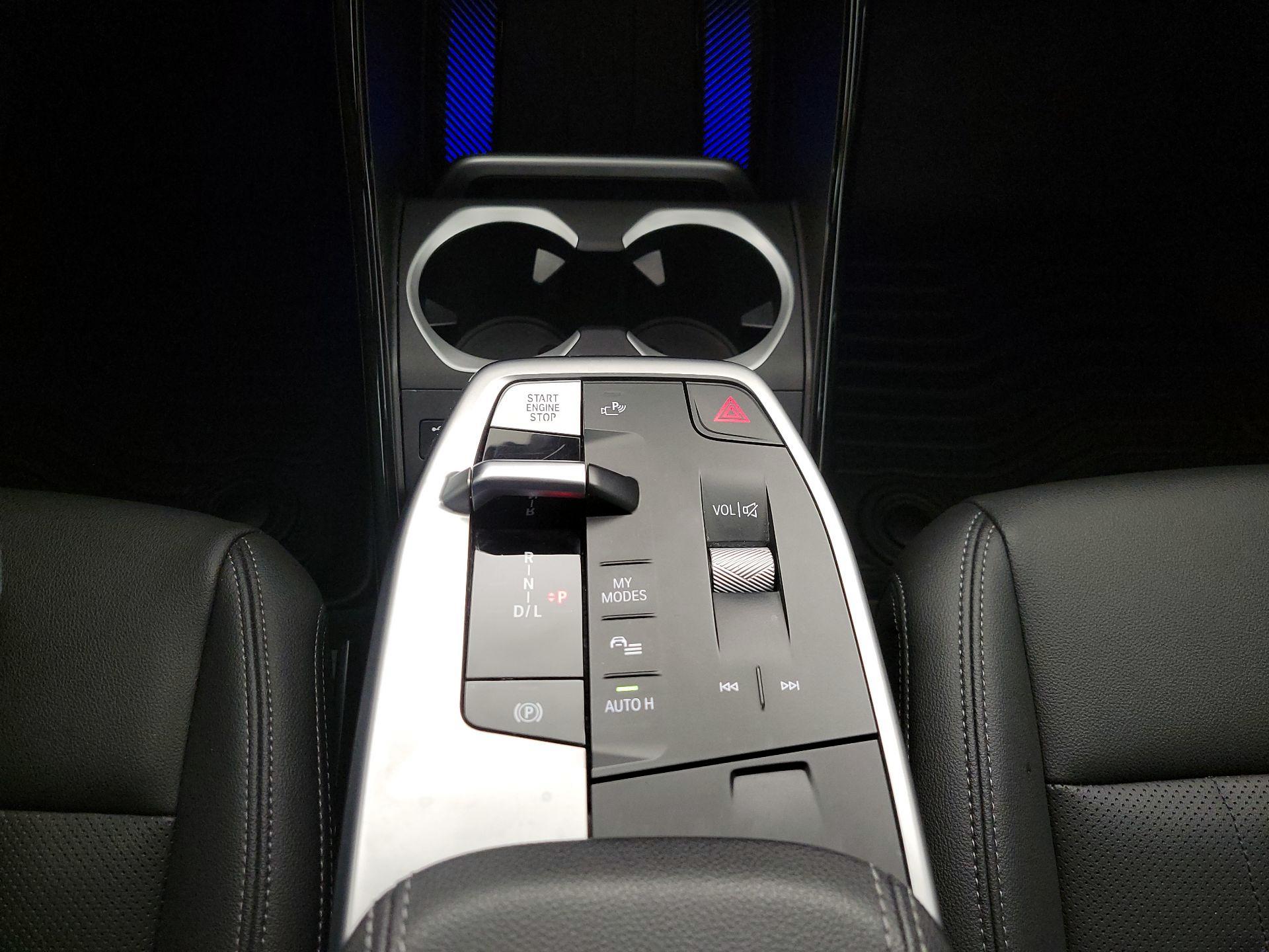 Thumbnail: 2023 BMW X1 - 17