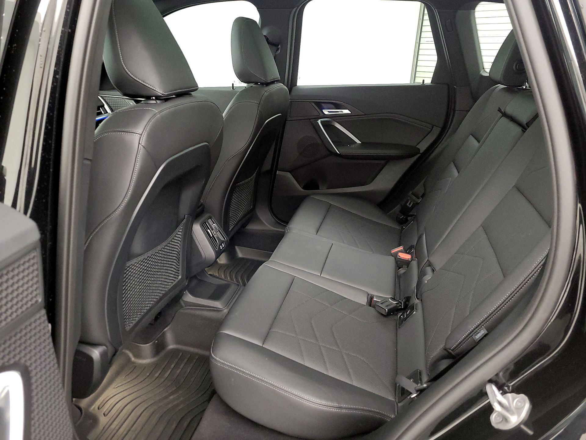 Thumbnail: 2023 BMW X1 - 19