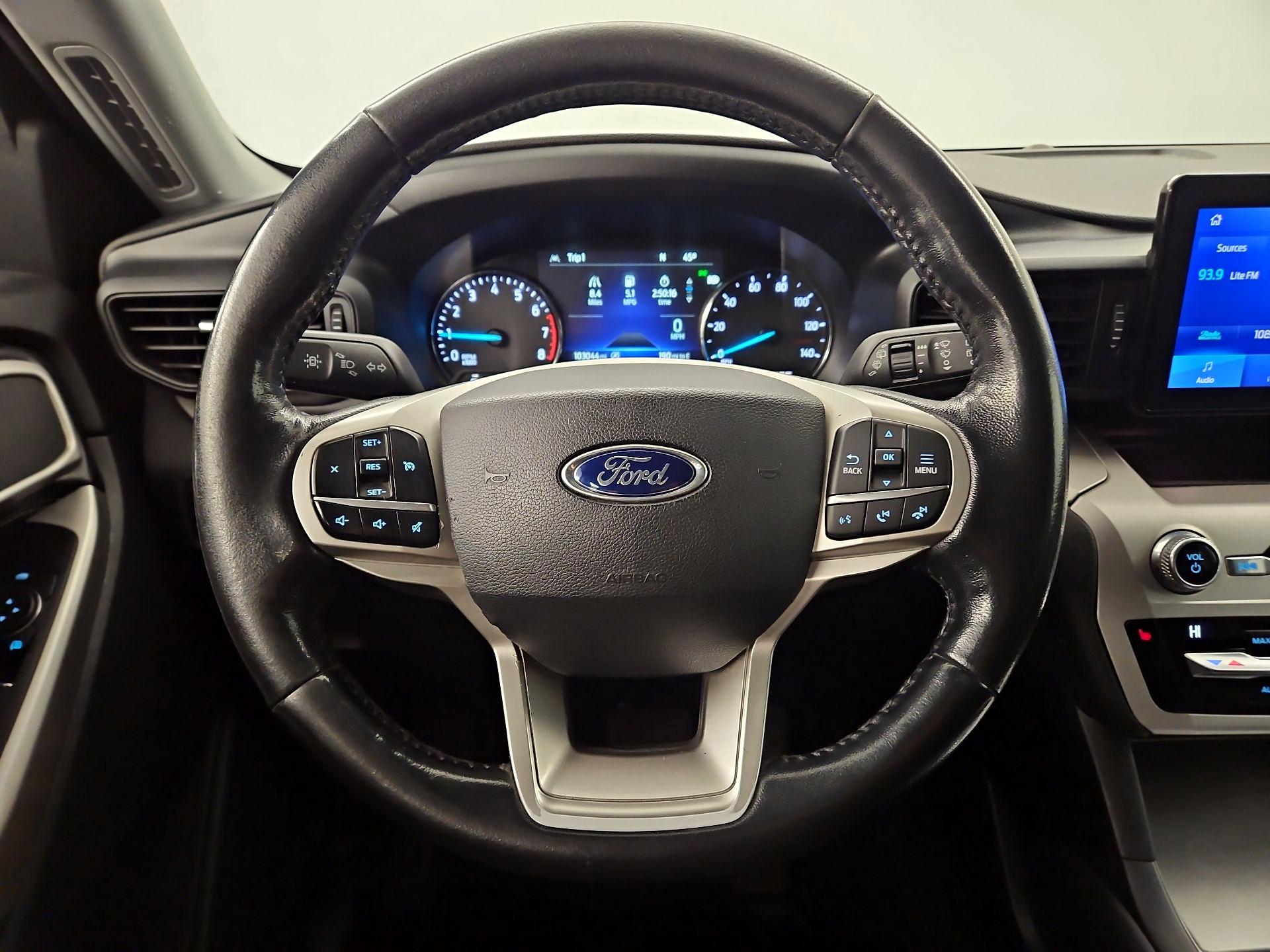 Thumbnail: 2021 Ford Explorer - 10