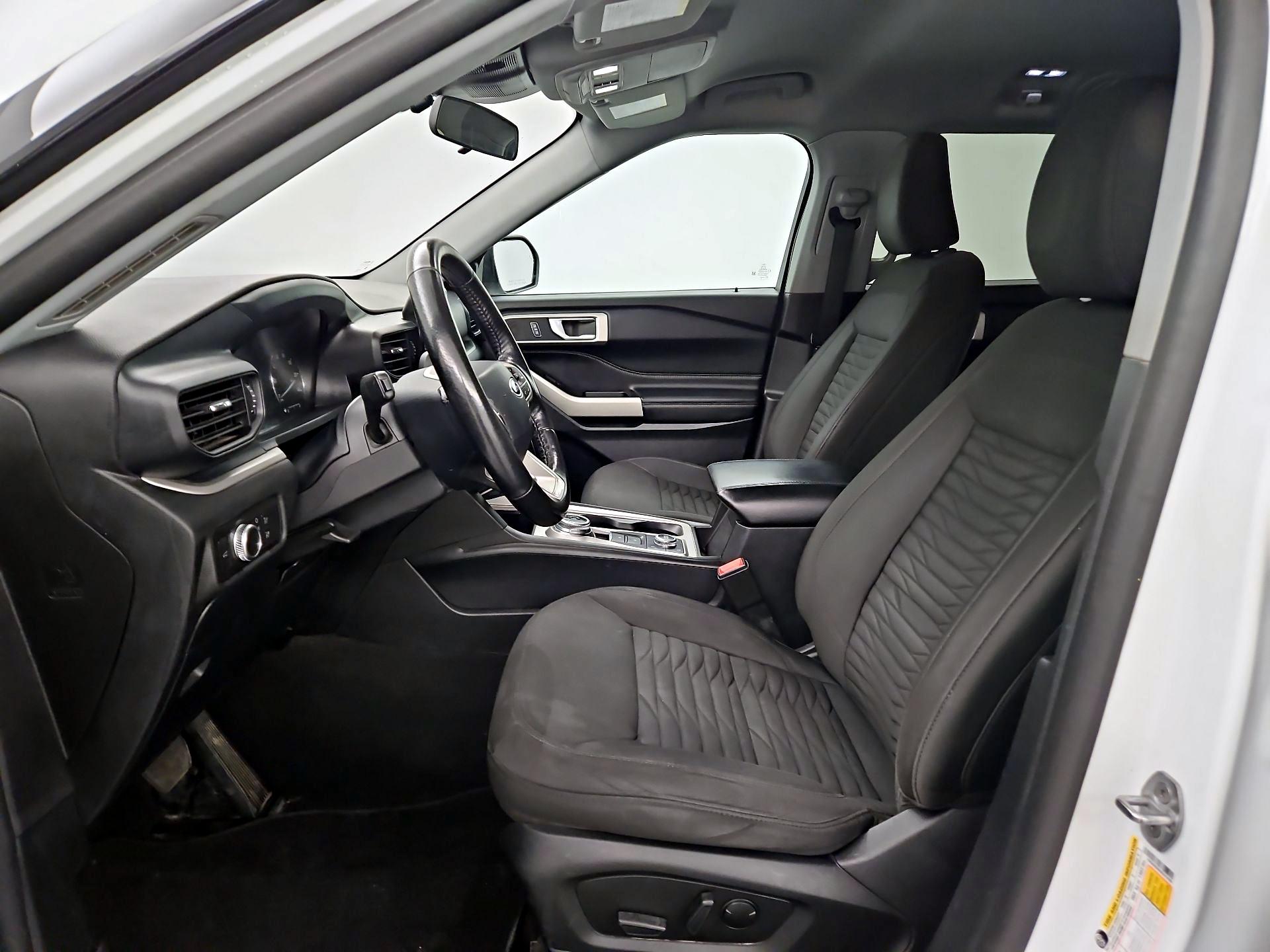 Thumbnail: 2021 Ford Explorer - 11