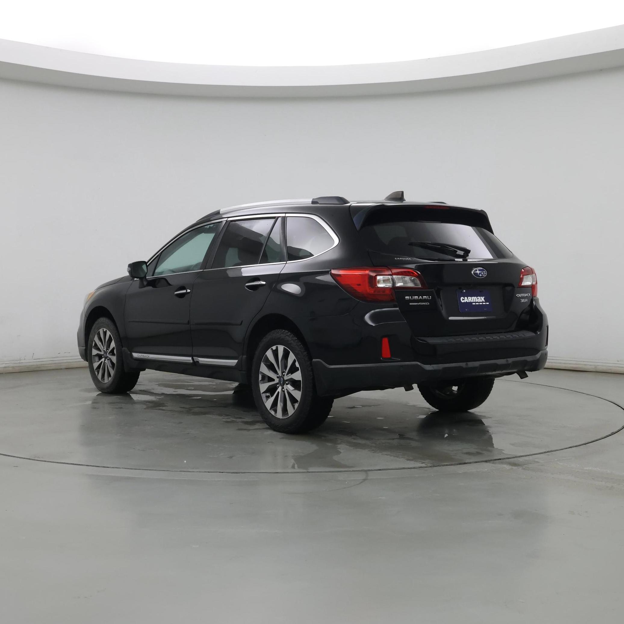 Thumbnail: 2017 Subaru Outback - 2