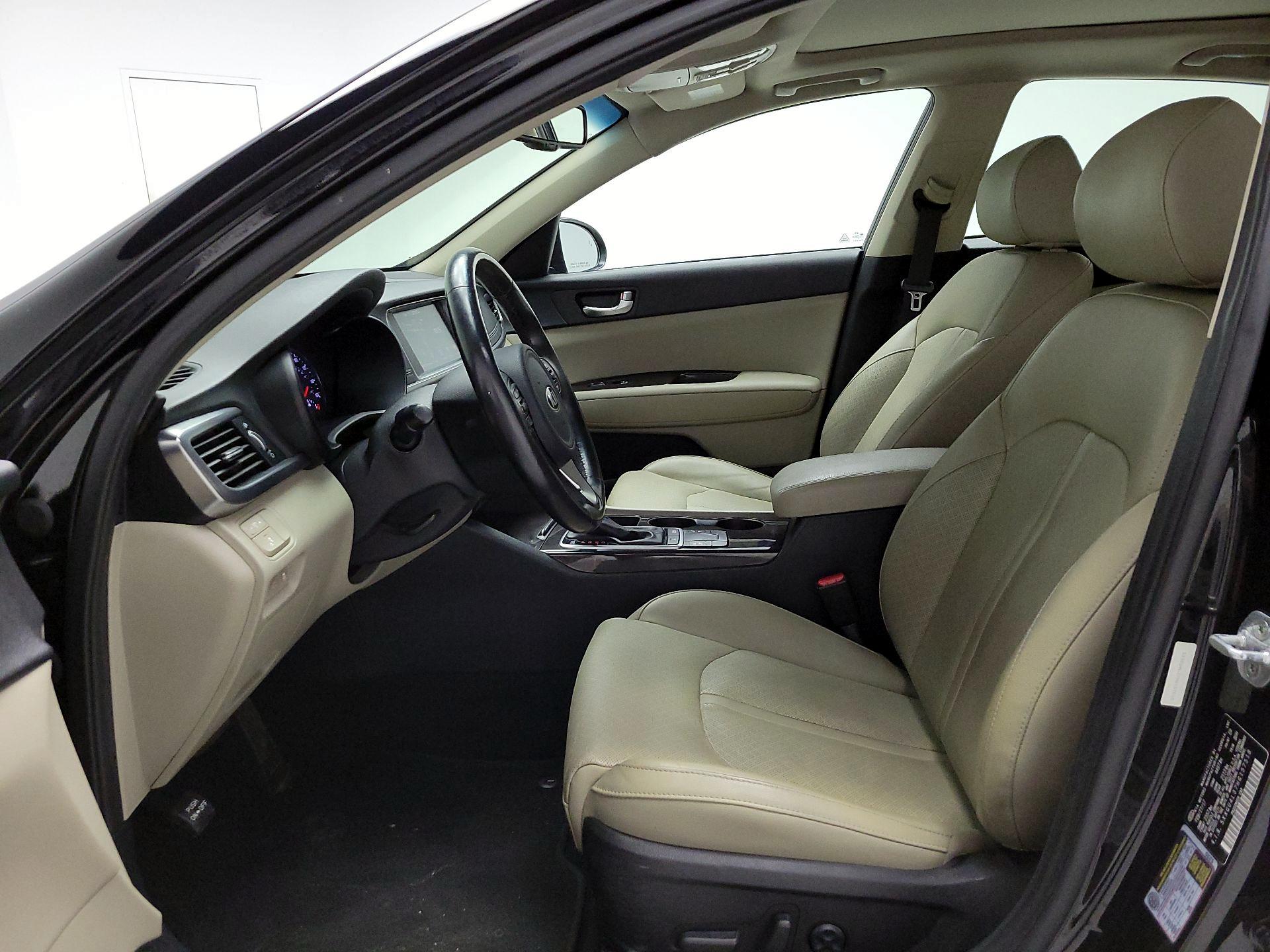 Thumbnail: 2017 Kia Optima - 11