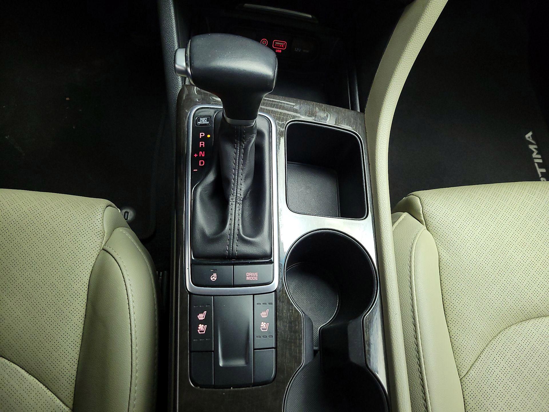 Thumbnail: 2017 Kia Optima - 18