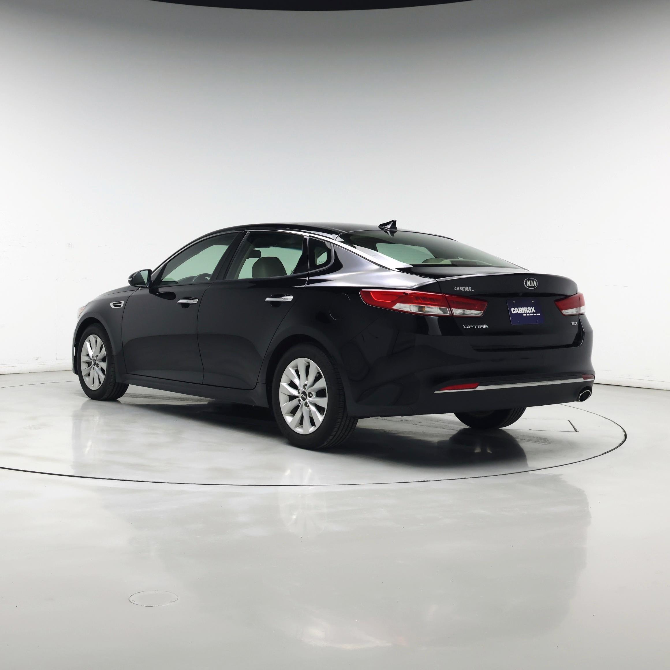 Thumbnail: 2017 Kia Optima - 2