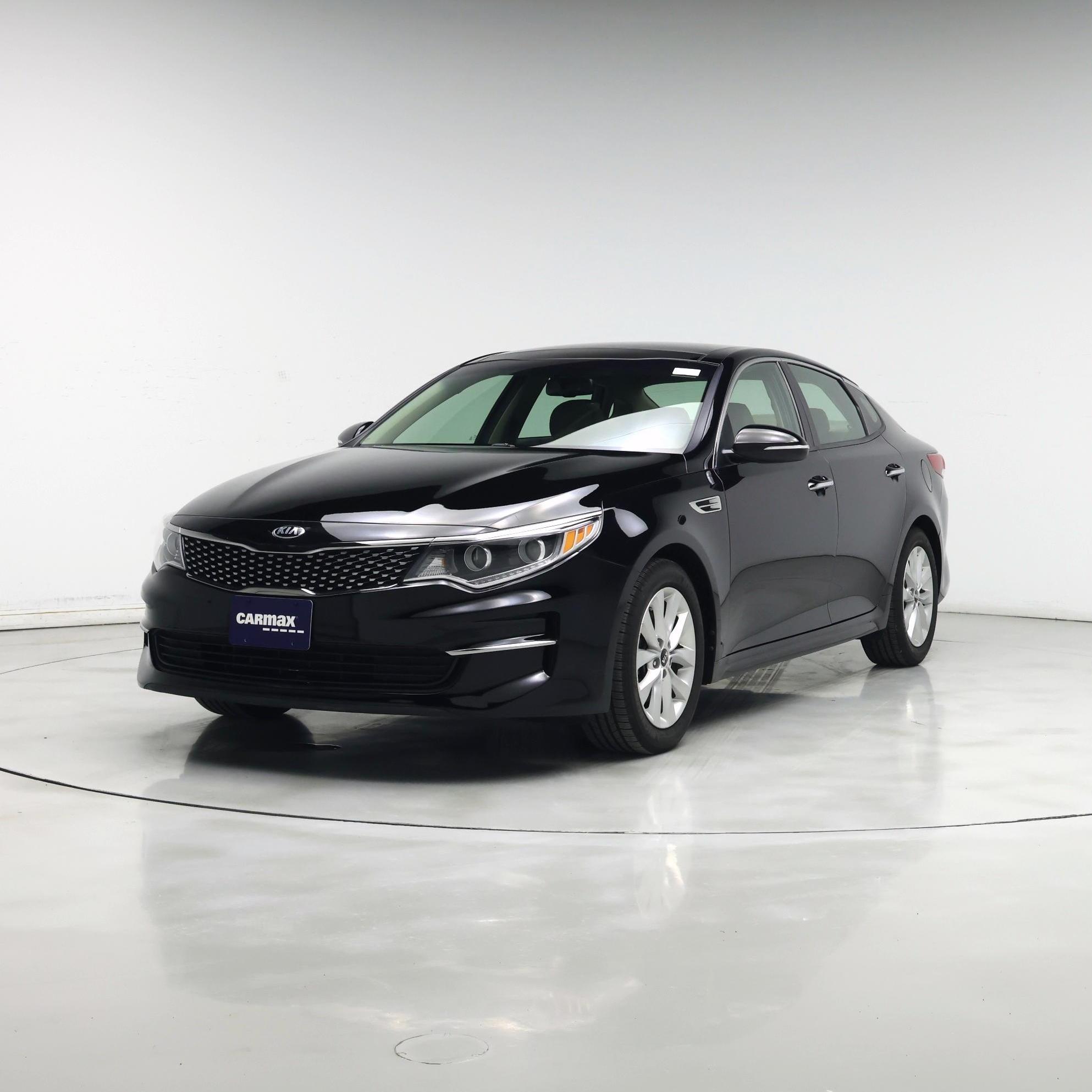 Thumbnail: 2017 Kia Optima - 4