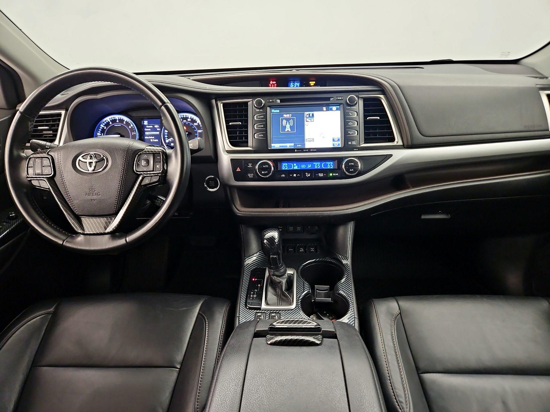 Thumbnail: 2018 Toyota Highlander - 9