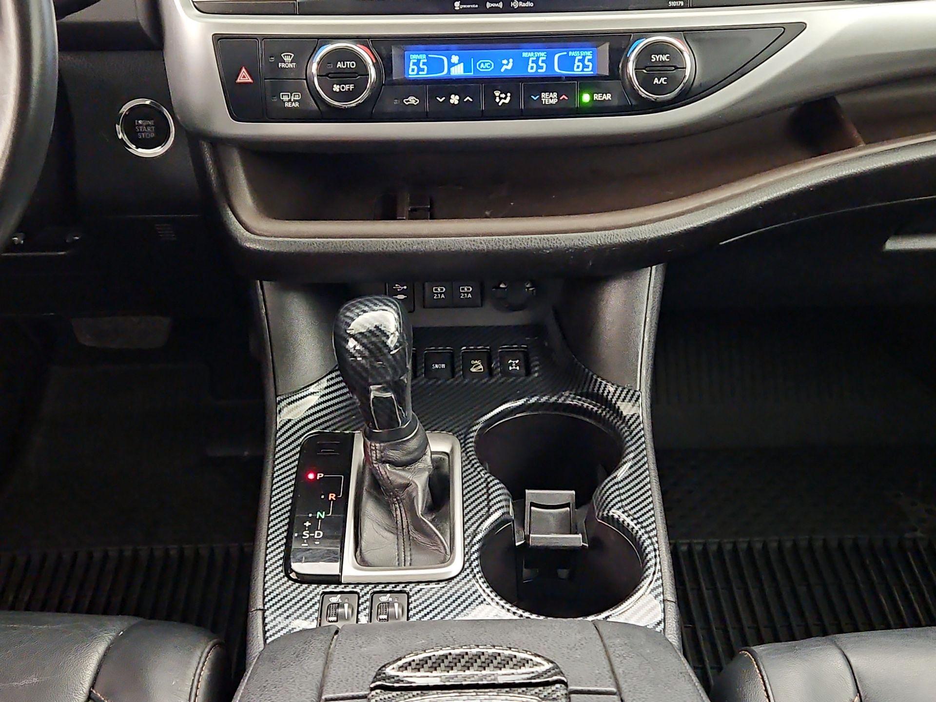 Thumbnail: 2018 Toyota Highlander - 17