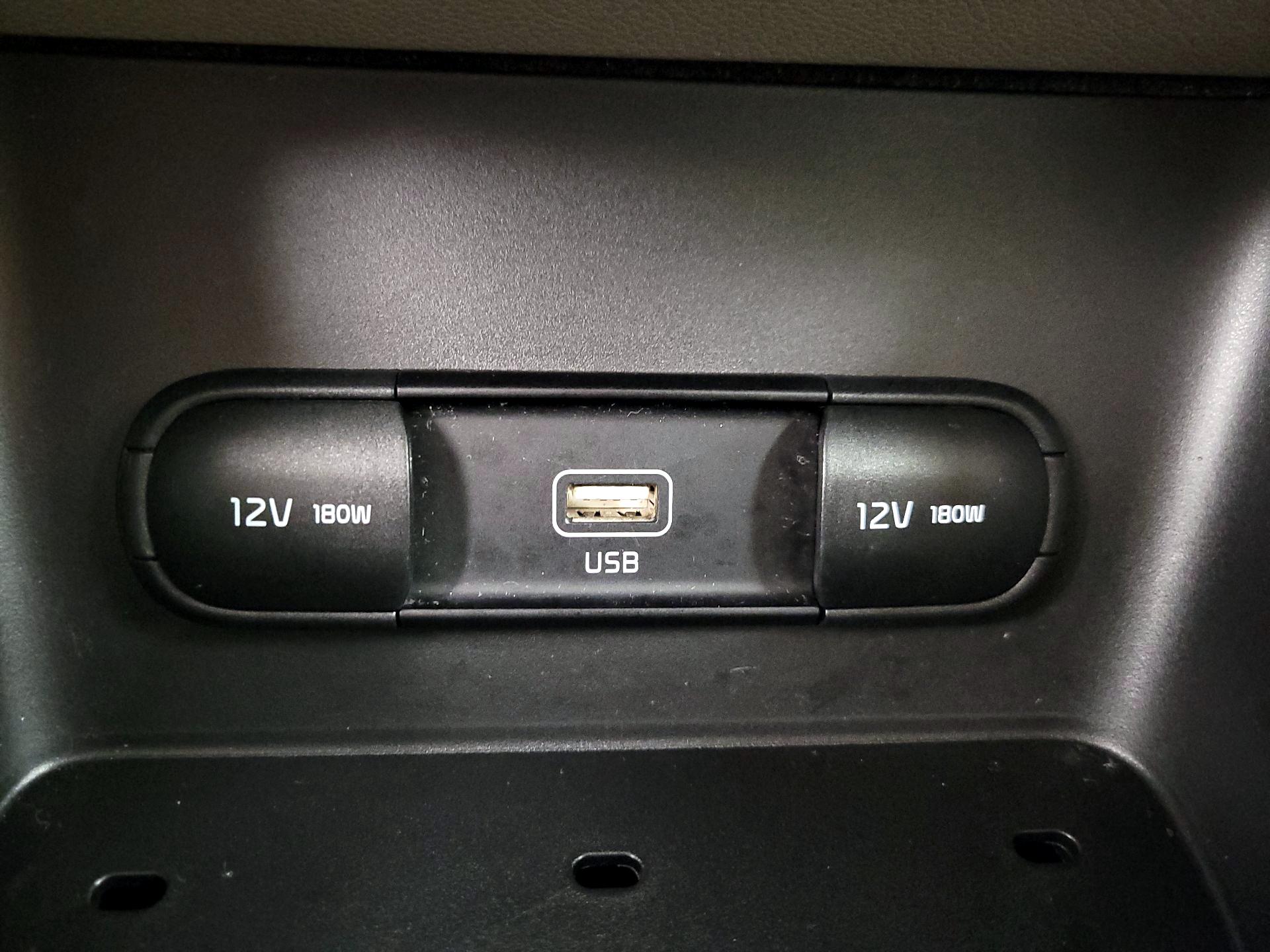 Thumbnail: 2020 Kia Sportage - 18