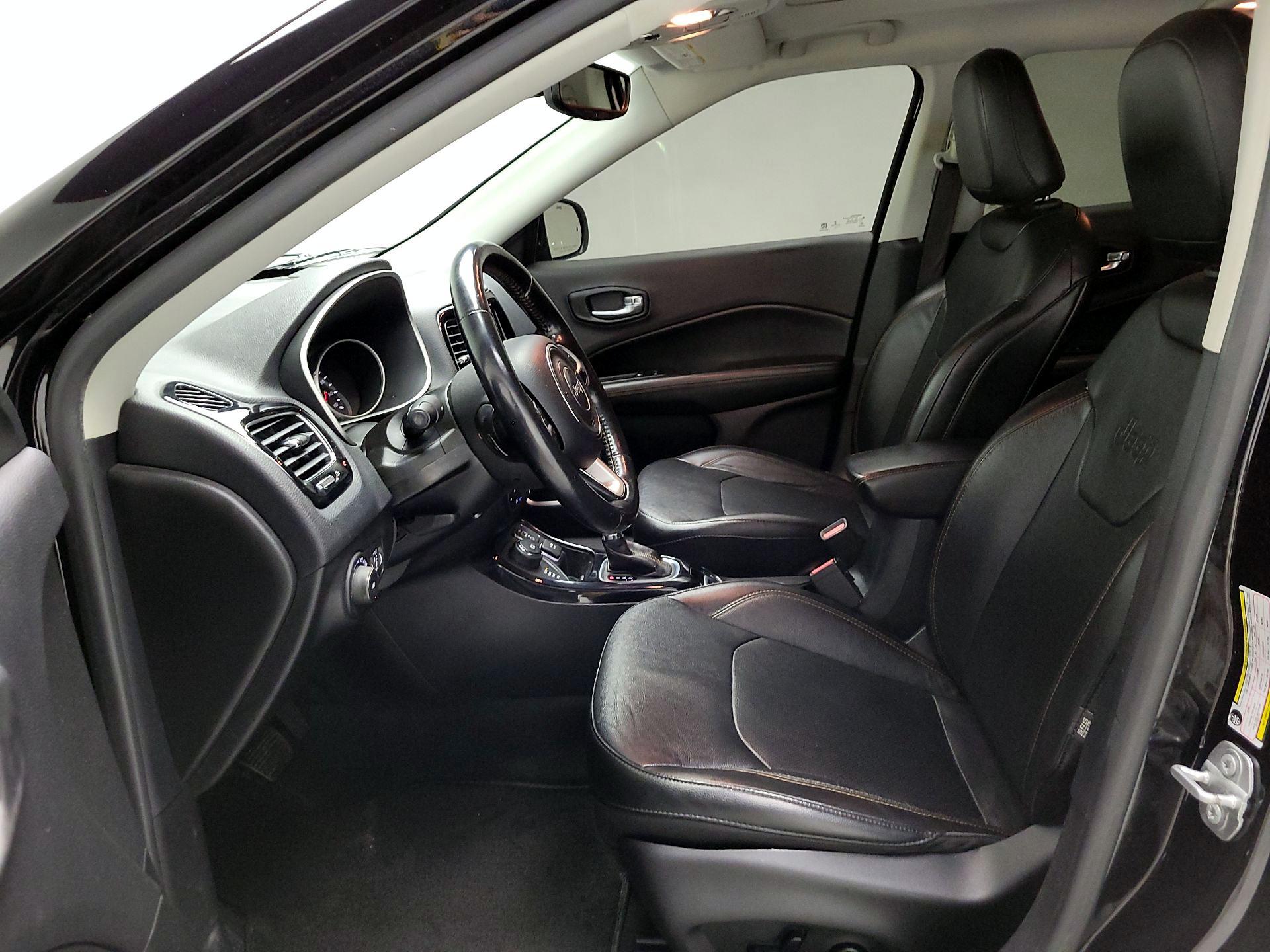 Thumbnail: 2020 Jeep Compass - 11