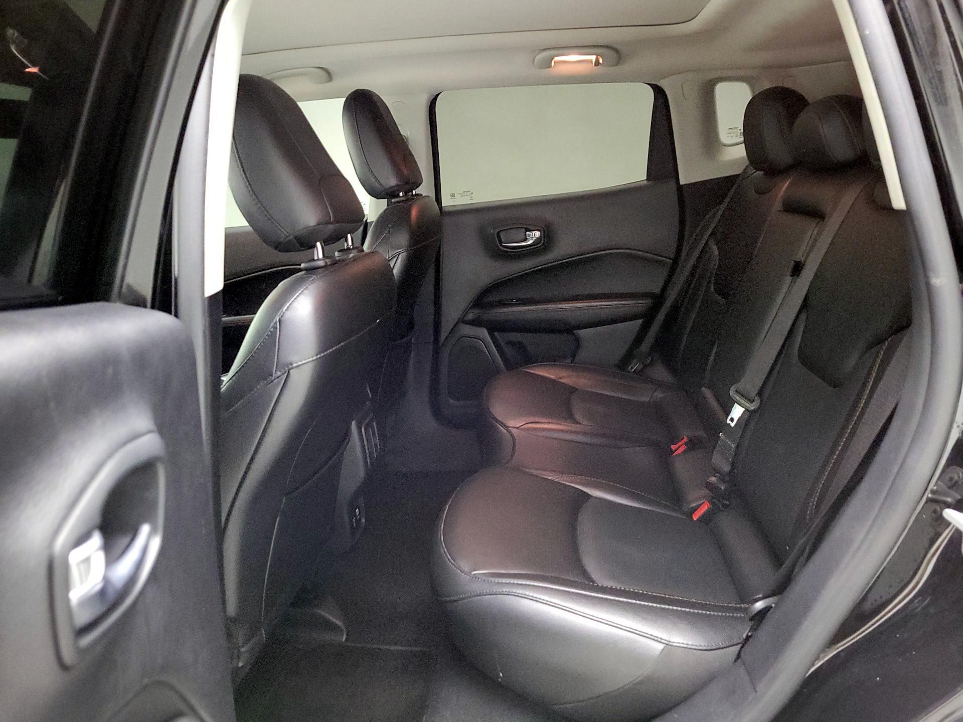 Thumbnail: 2020 Jeep Compass - 18