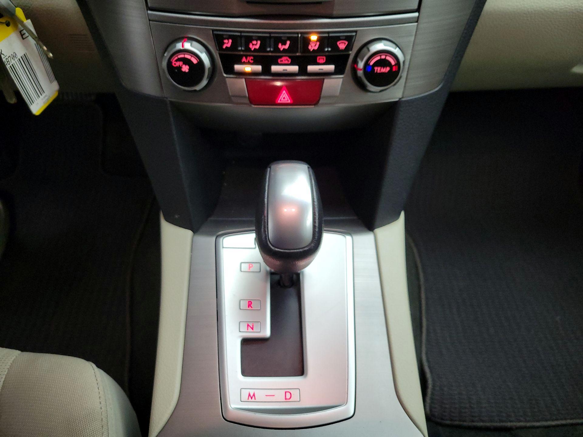 Thumbnail: 2014 Subaru Outback - 15