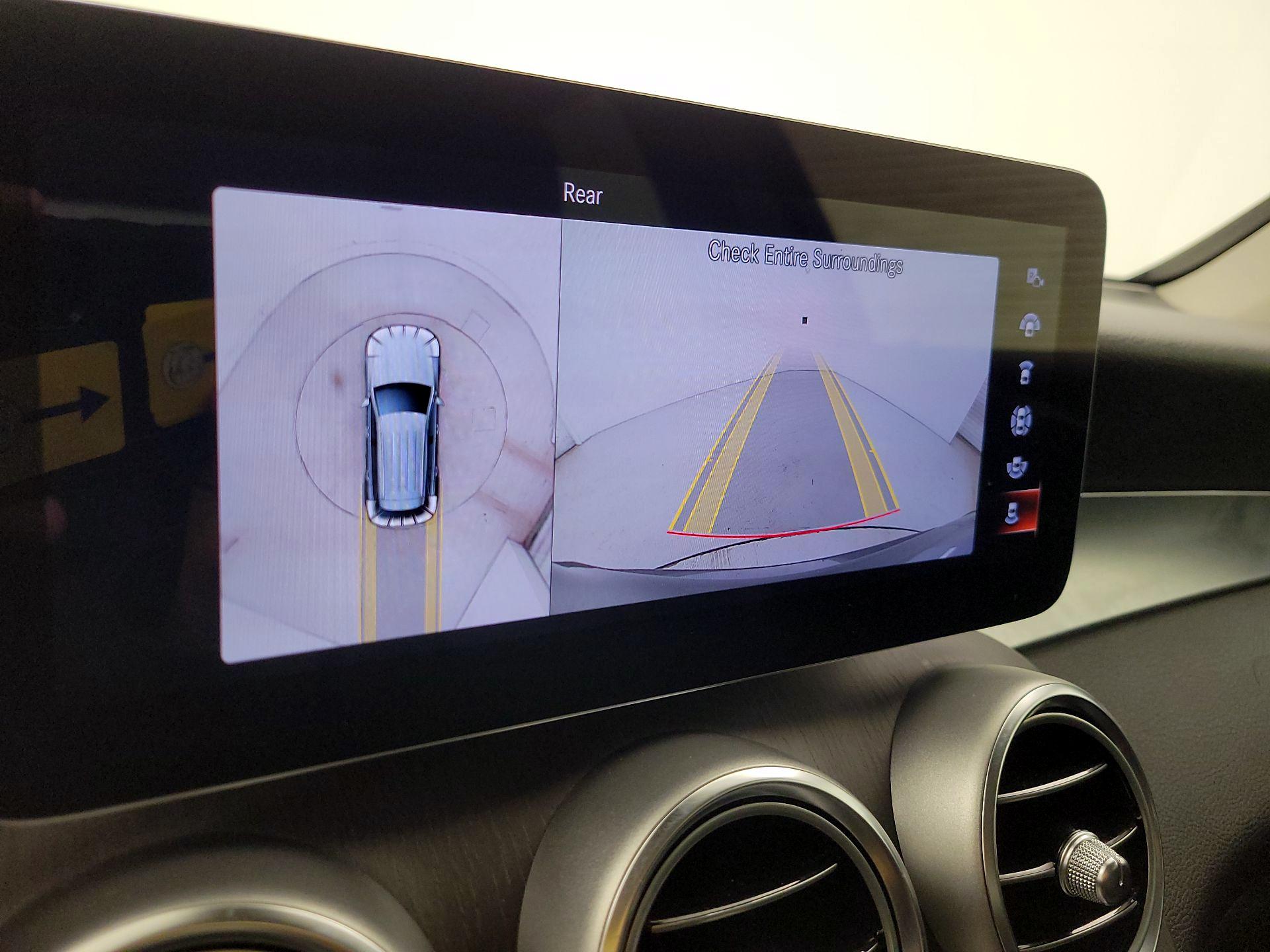 Thumbnail: 2022 Mercedes-Benz GLC - 14