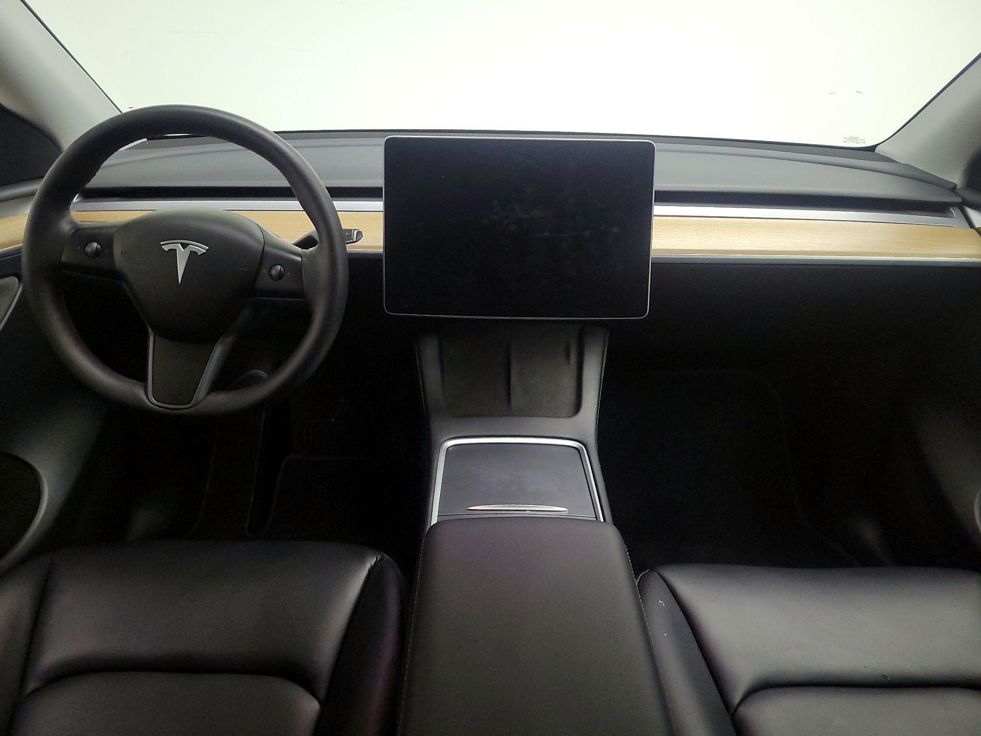 Thumbnail: 2023 Tesla Model Y - 9