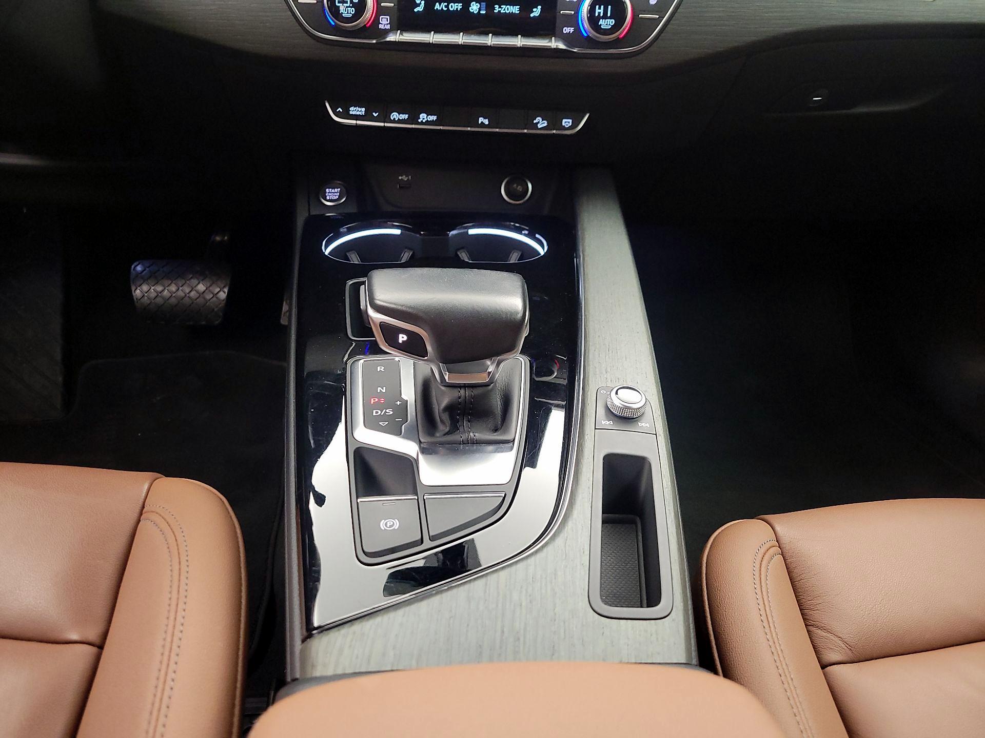 Thumbnail: 2021 Audi A4 - 17