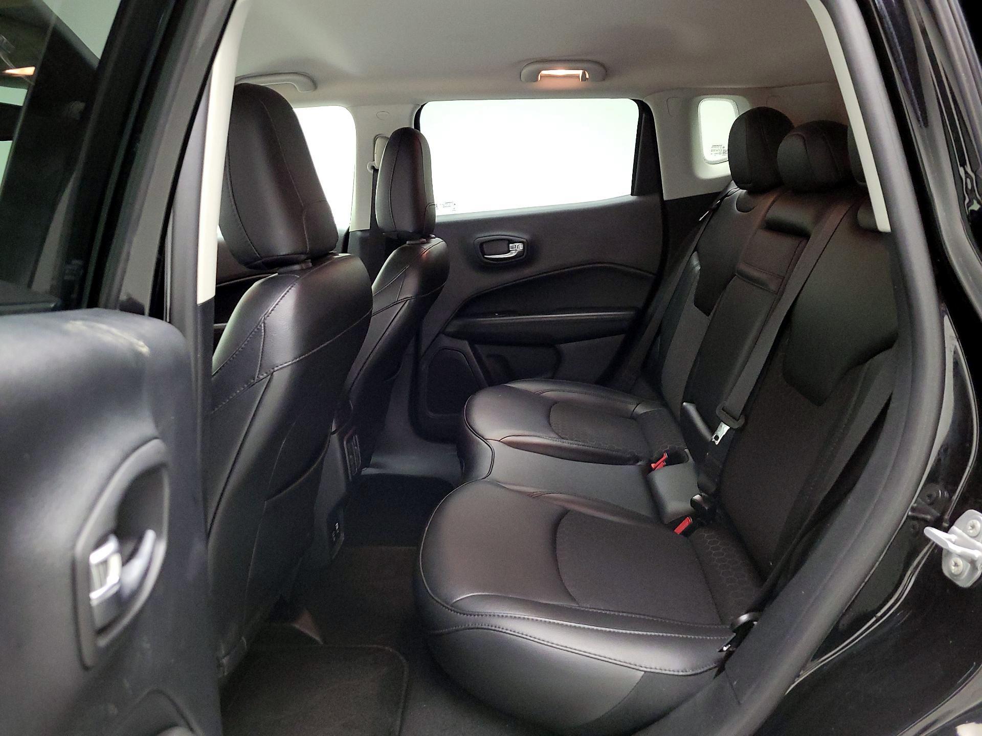 Thumbnail: 2019 Jeep Compass - 18