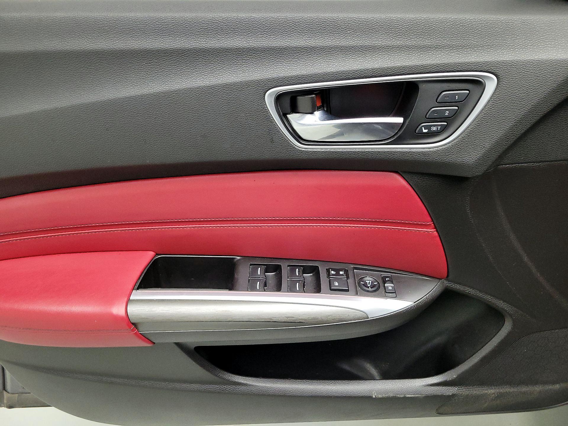 Thumbnail: 2019 Acura TLX - 12