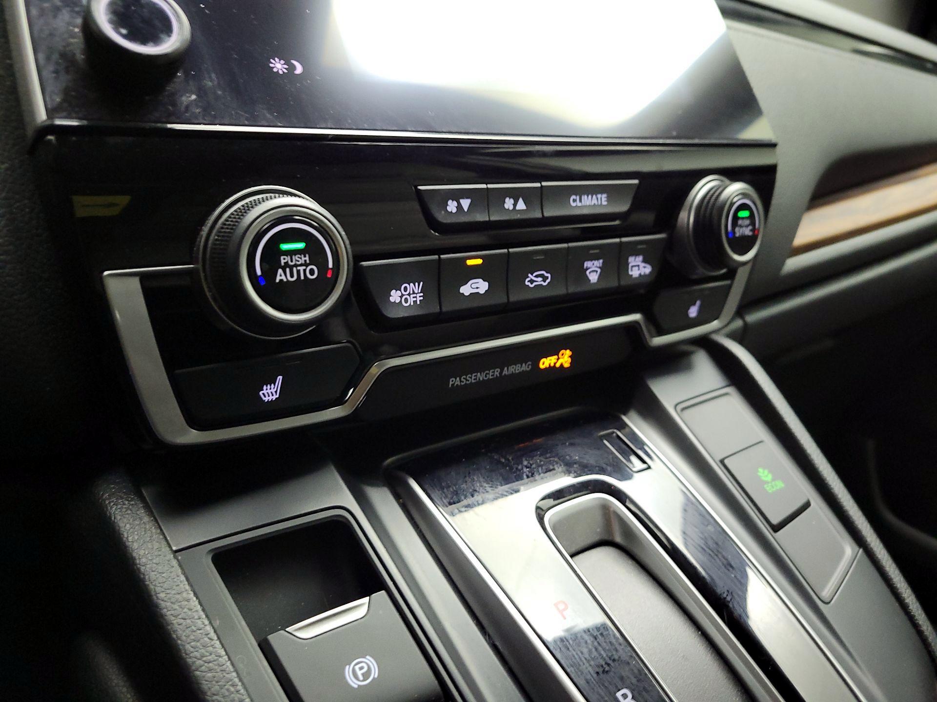 Thumbnail: 2019 Honda CR-V - 16