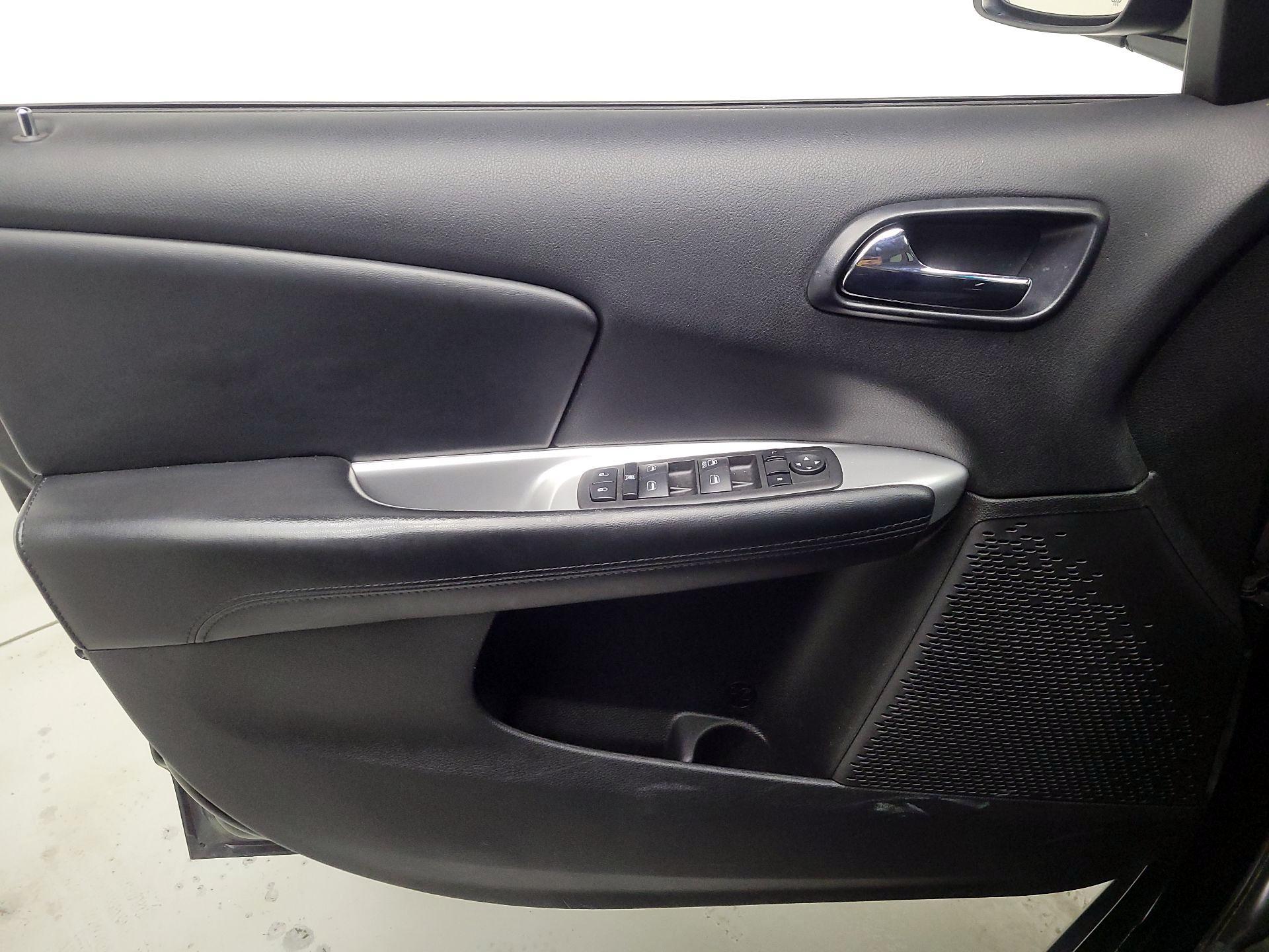 Thumbnail: 2016 Dodge Journey - 12