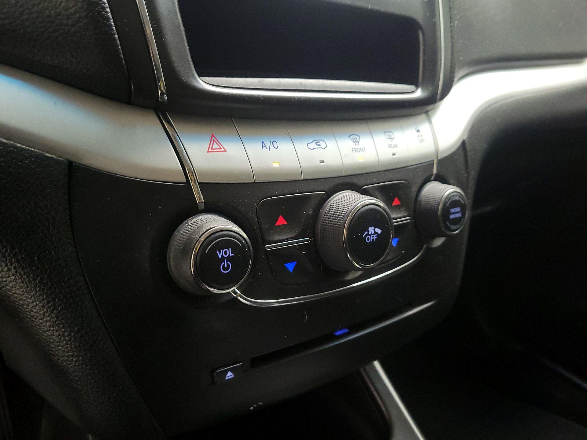 Thumbnail: 2016 Dodge Journey - 14