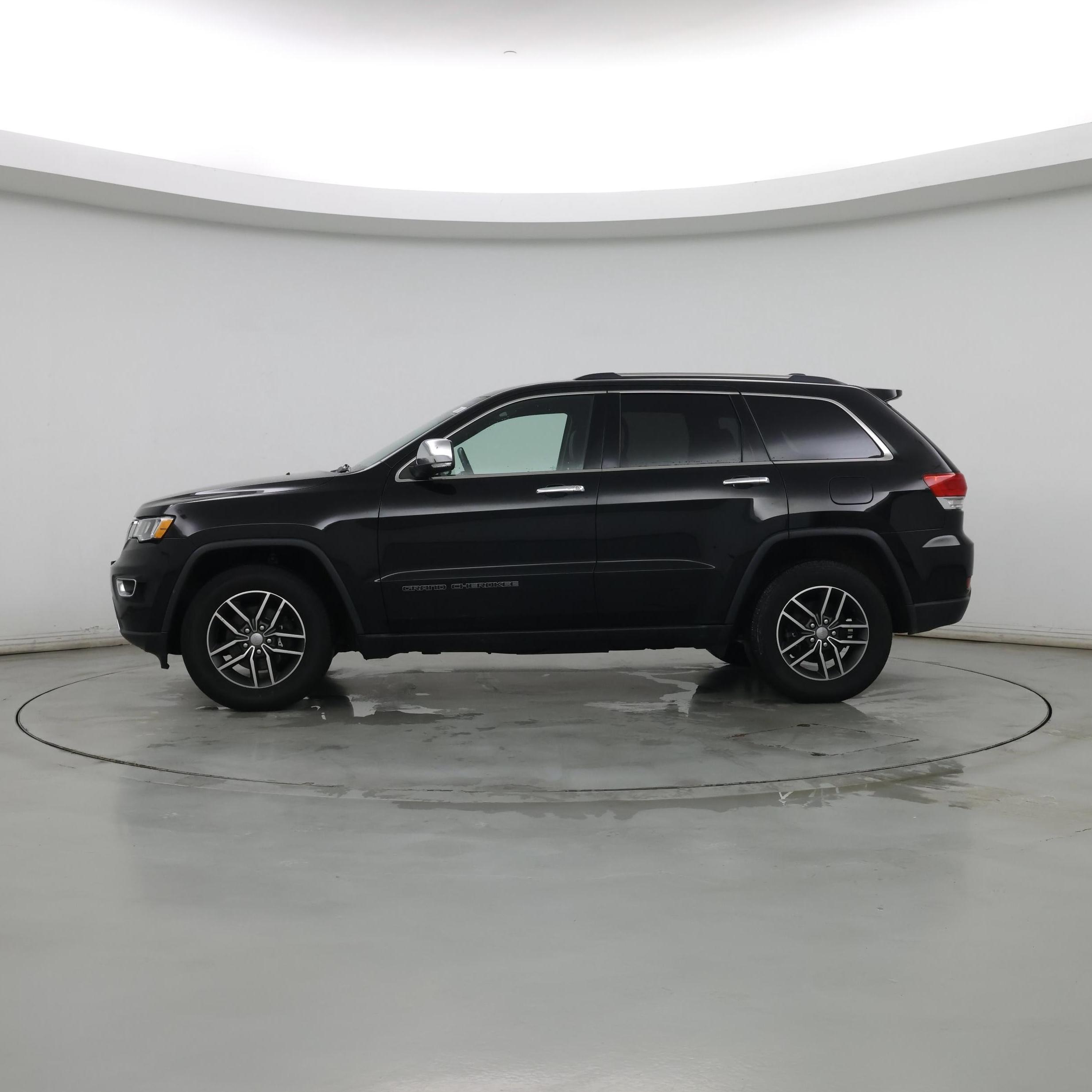 Thumbnail: 2017 Jeep Grand Cherokee - 3
