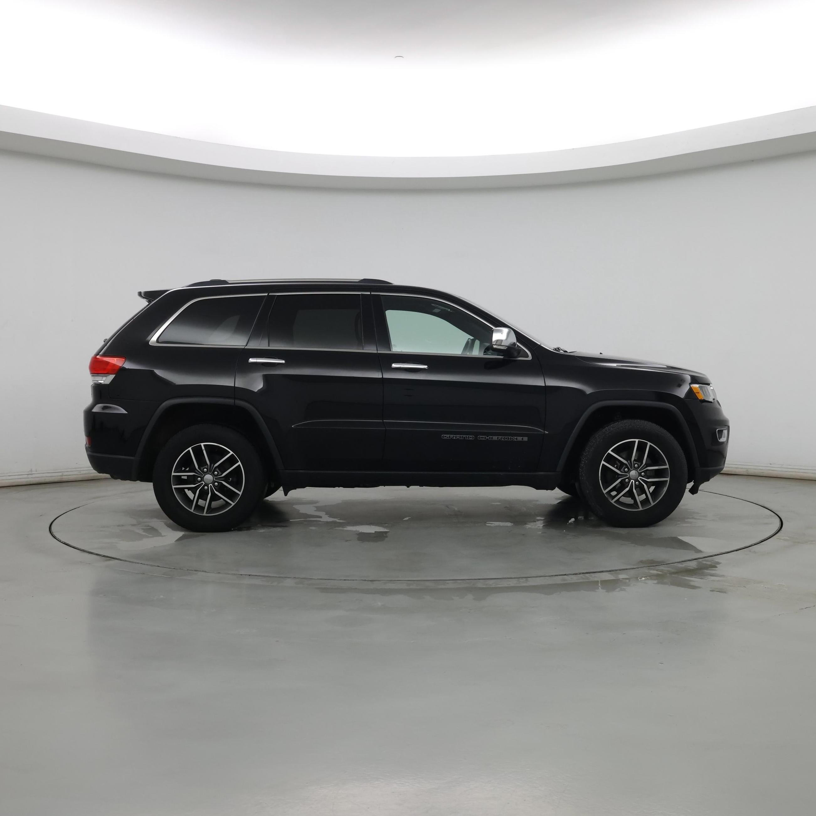 Thumbnail: 2017 Jeep Grand Cherokee - 7