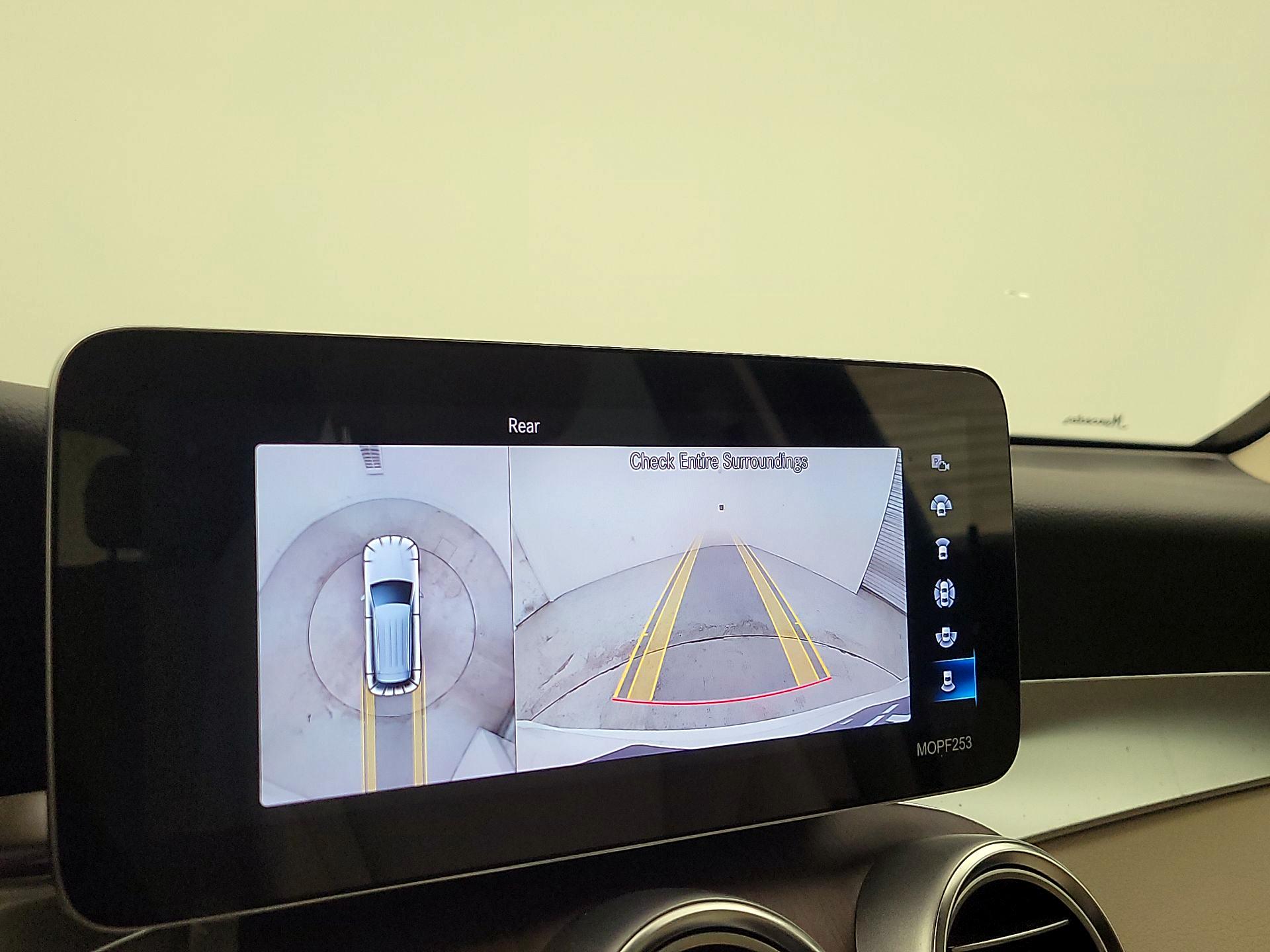 Thumbnail: 2022 Mercedes-Benz GLC - 14